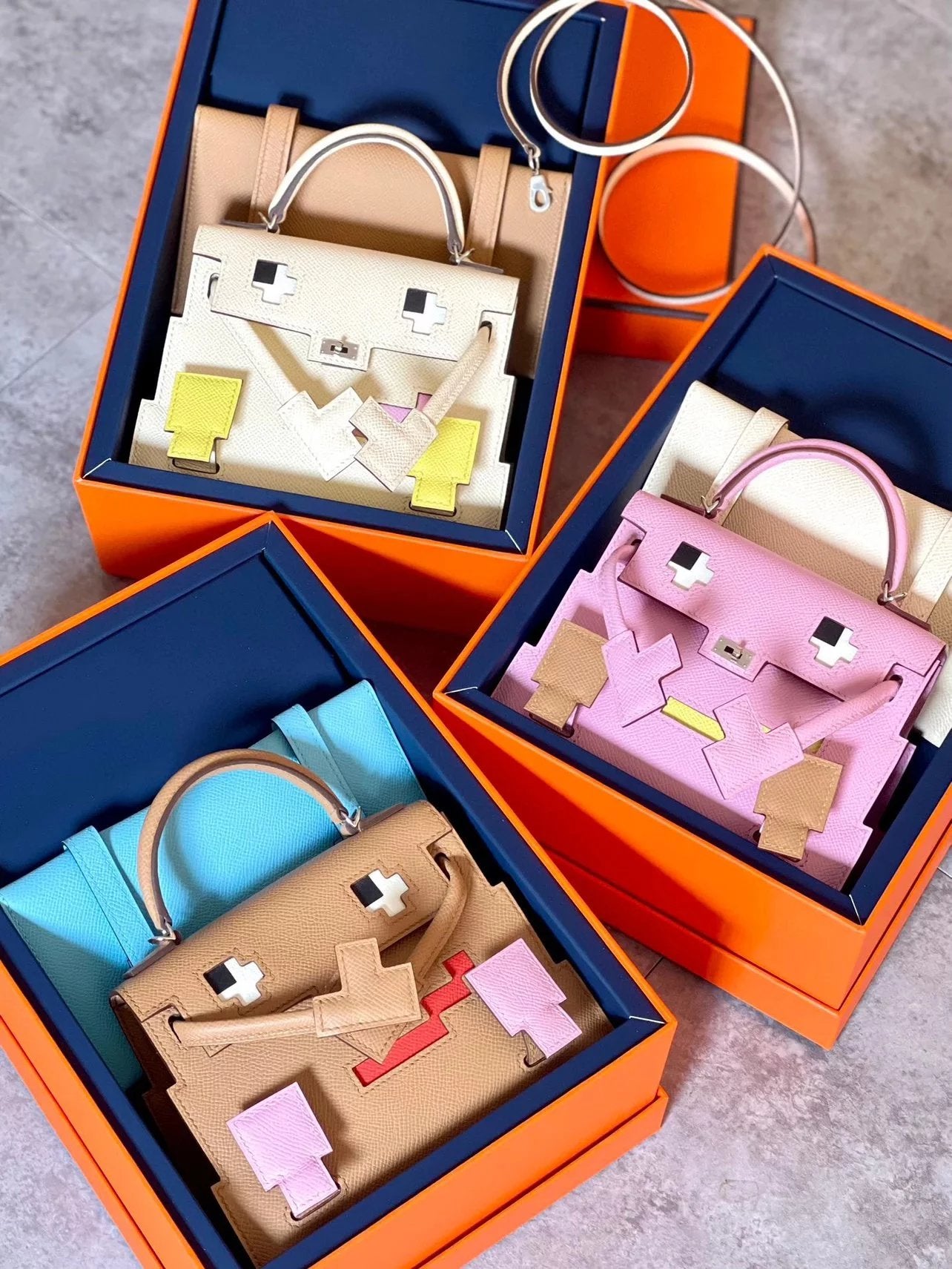 Hermes women's bag Top version New Kellydolepicto Mosaic Doll Bag,Cute to New Style Doll Bag~Mosaic Doll Bag Women's Bag Shoulder Handbag Crossbody