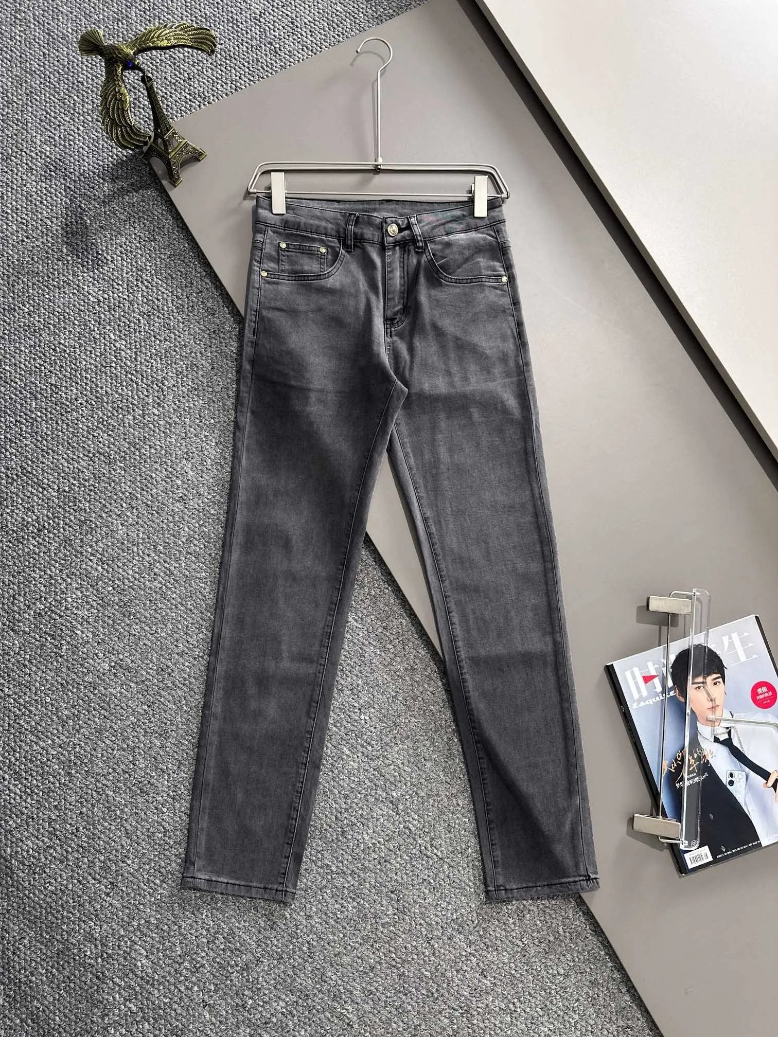Burberry Jeans Embroidered Pocket Classic25ss Spring Summer New Straight Slim Fit Jeans Unisex Loose Fit Long Pants Denim Plain Cotton