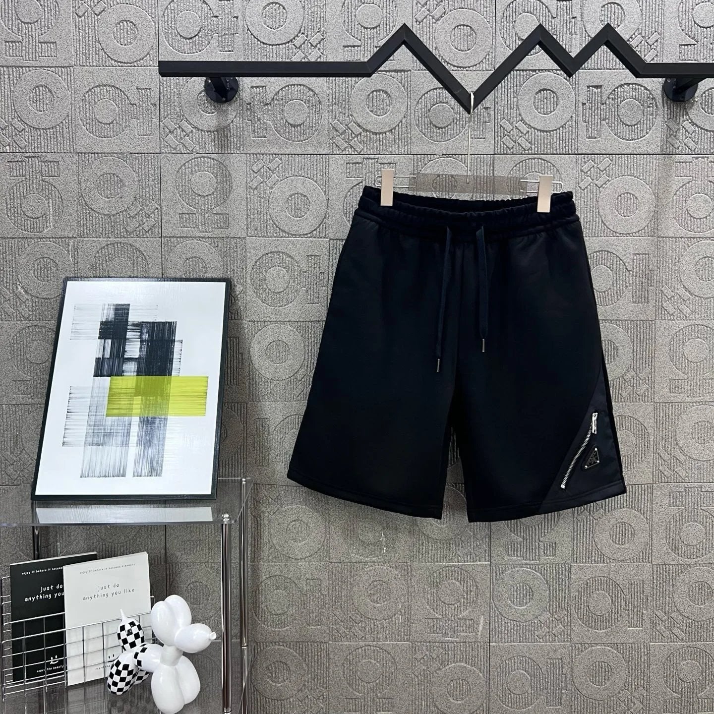 PRADA Shorts 3D Triangle Logo logo Five-point Shorts25ss New Drawstring Casual Summer Pants5Two-in-One Casual Sweatpants for Men and Women, Pure Cotton Joggers