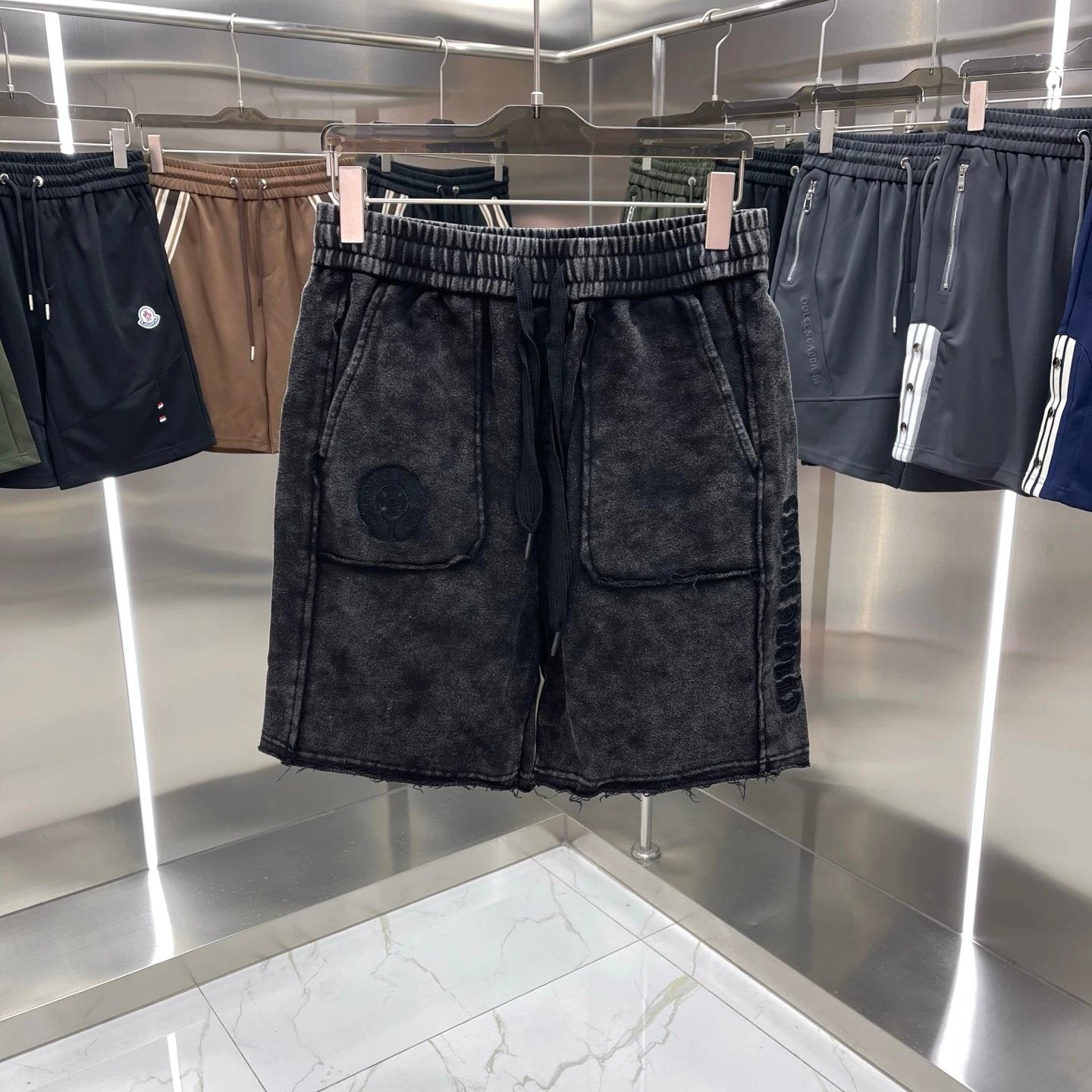 Chrome Hearts Shorts Pocket Brand Logo logo Five-point Shorts25ss New Drawstring Casual Summer Pants American Style5Two-in-One Casual Sweatpants for Men and Women, Pure Cotton Joggers