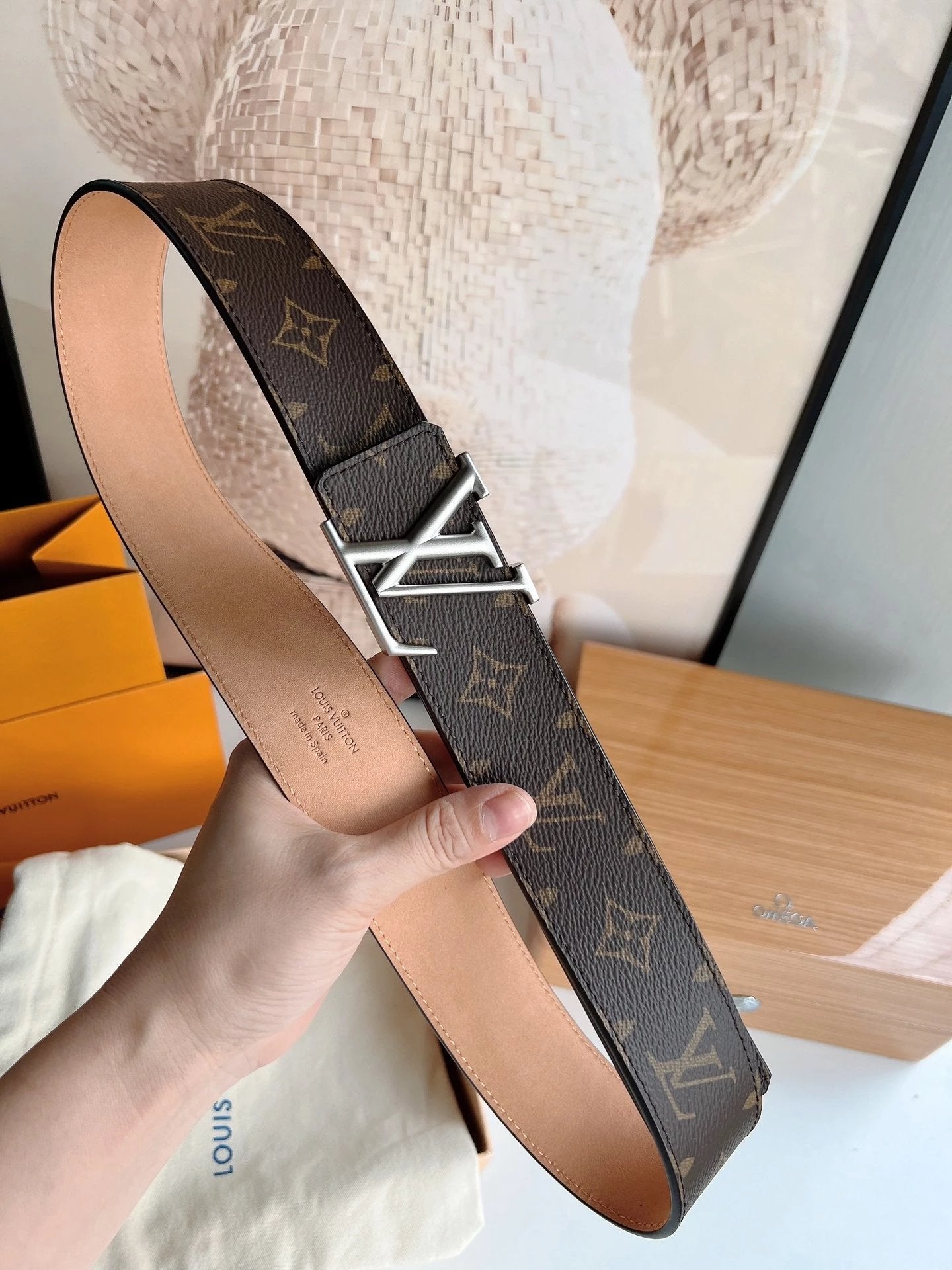 Louis Vuitton LV Belt Top version 【Counter Quality】The Most New Belt4.0cm Men's Belt Metal Buckle Men's Leather Belt with Classic Presbyopic Checkered Belt with Genuine Goods Packaging No Problem in and out of the Counter Versatile Casual Fashion Formal W