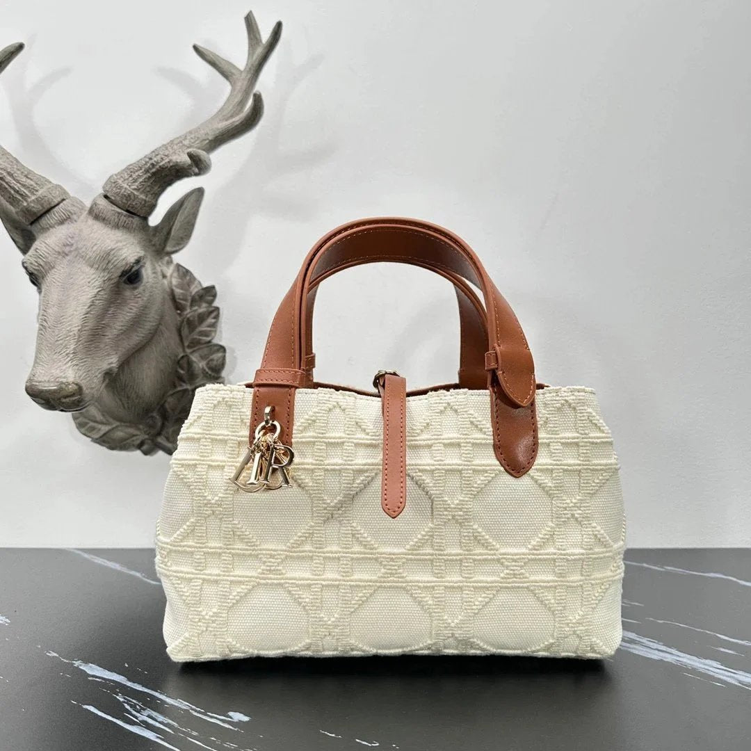Dior Women's Bag Top version 【Super Original Quality】Handbag Popular Beige Cloth Leather Patchwork Handbag Rattan Plaid Shopping Bag Large, Medium and Small Three One Size Spring and Summer New Women's Bag