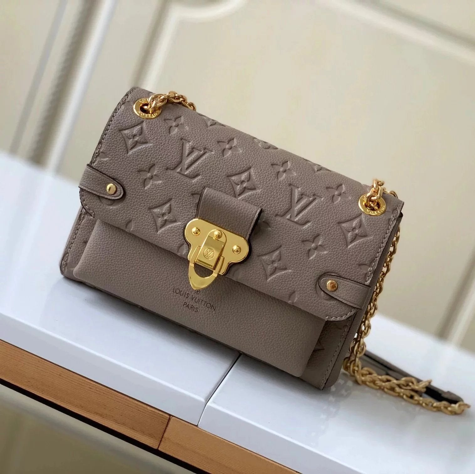 Louis Vuitton LV Women's Bag Top version 【Channel Goods】M44550M44553miniVavinbbM44151Small Size Chain Bag Special Channels Italy Imported Original Calfskin A Grade Pure Steel Thick Plated Hardware Super Beautiful Not Bad Street Single Shoulder Bag Messeng