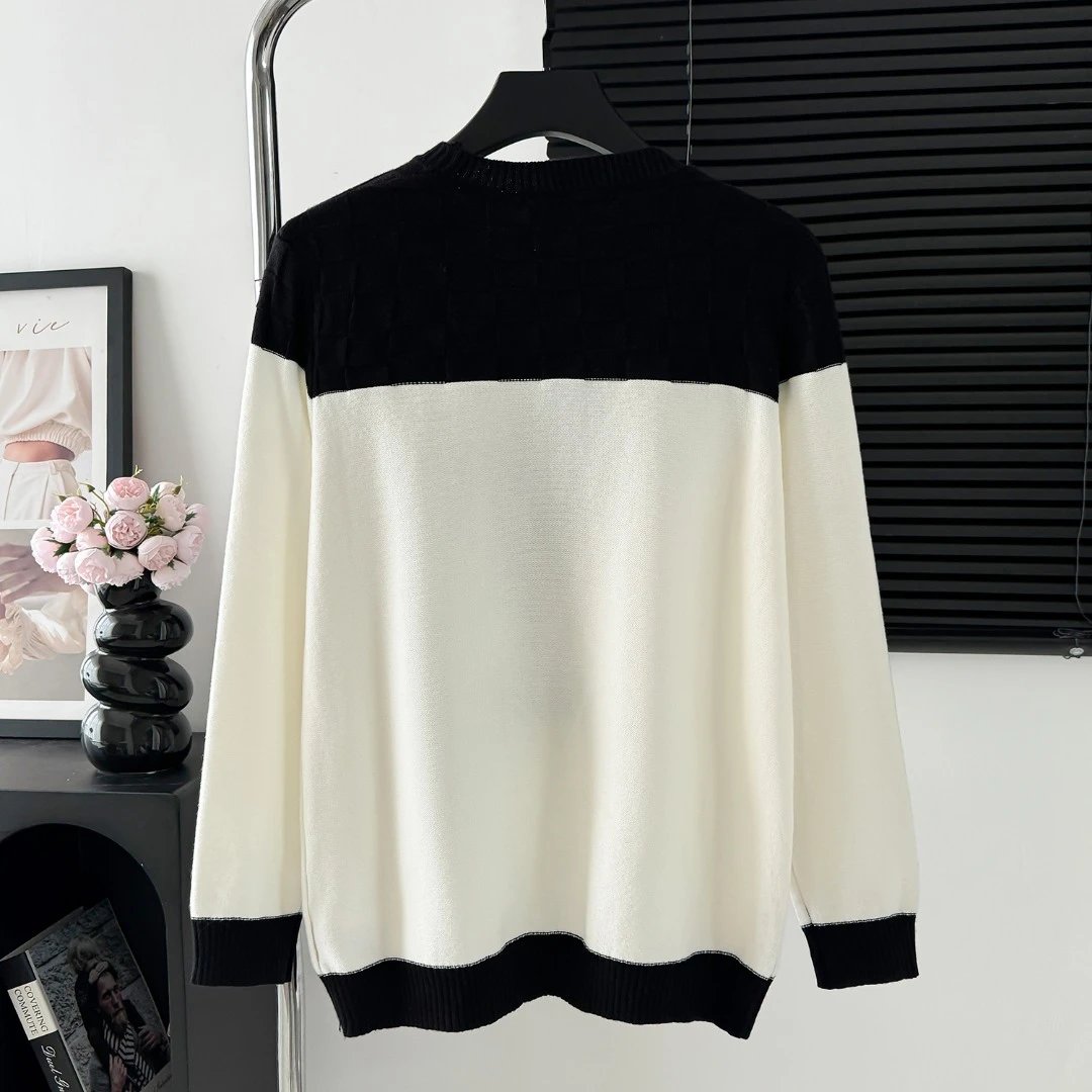 Louis Vuitton LV Sweater Large logo Black and White Crew Neck Sweater25ss Spring New Thickened Long Sleeve Pullover Unisex OS Loose Fit Top Versatile Casual Jacket Lazy Style