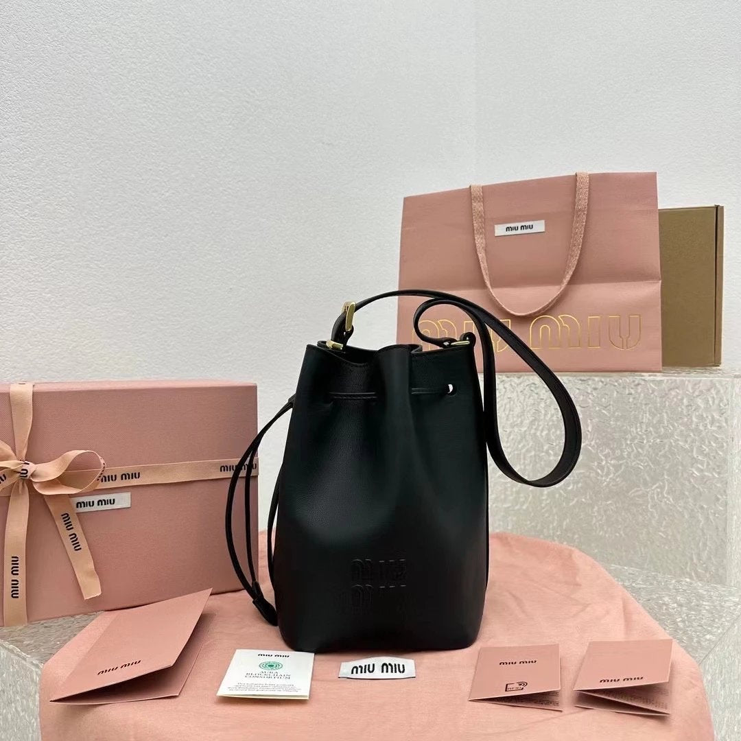 Miu Miu Bag Top version 5be089,miu Home2024New Canvas Bucket Bag Brand New Canvas Fabric Drawstring Bucket Bag with Imported Calfskin Single Shoulder Messenger Bag Women's Bag