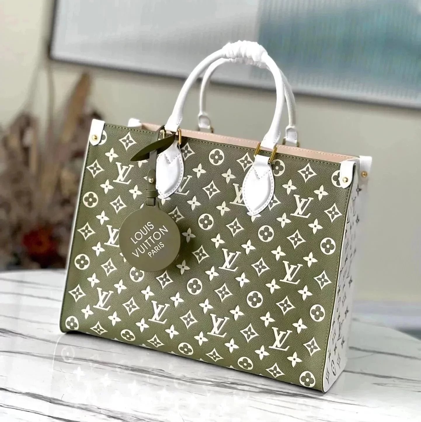 Louis Vuitton LV Women's Bag Top version 2022New Full Leather Embossed Cowhide Women's Tote Shopping Bag Women's Briefcase Women's Bag Shoulder Portable Underarm Bag.M46060M46128
