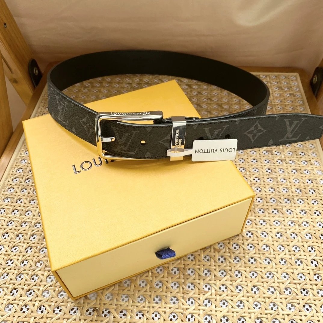 Louis Vuitton LV Belt Top version The Most New Belt3.5cm Men's Belt Metal Buckle Men's Leather Belt with Classic Checkerboard Plaid Belt