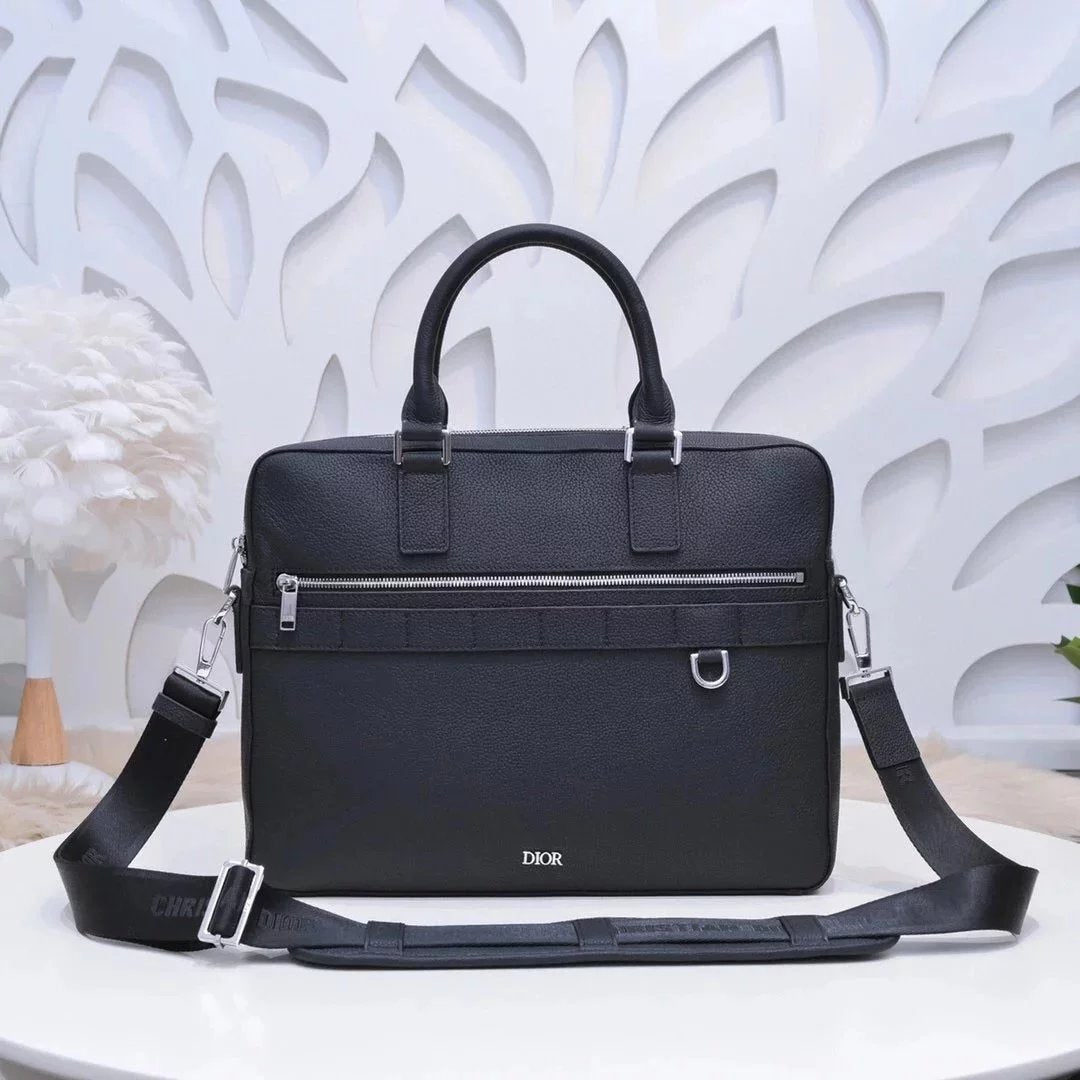 Dior Men's Bag Top version B509Original Surrogate Shopping-Grade Men's Shoulder Crossbody Handbag Safari Briefcase Business Casual Computer Bag Men's Bag Elegant and Simple,Fashion Charm.Crafted with Black Grain Side Cow Leather