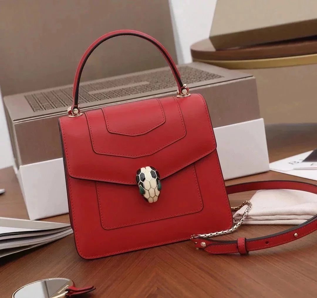 BVLGARI Bag Top version SerpentiForever Red Handbag Bag Decorated with a Snake's Head File Holder Chain Bag Portable Shoulder Messenger Bag Women's Bag
