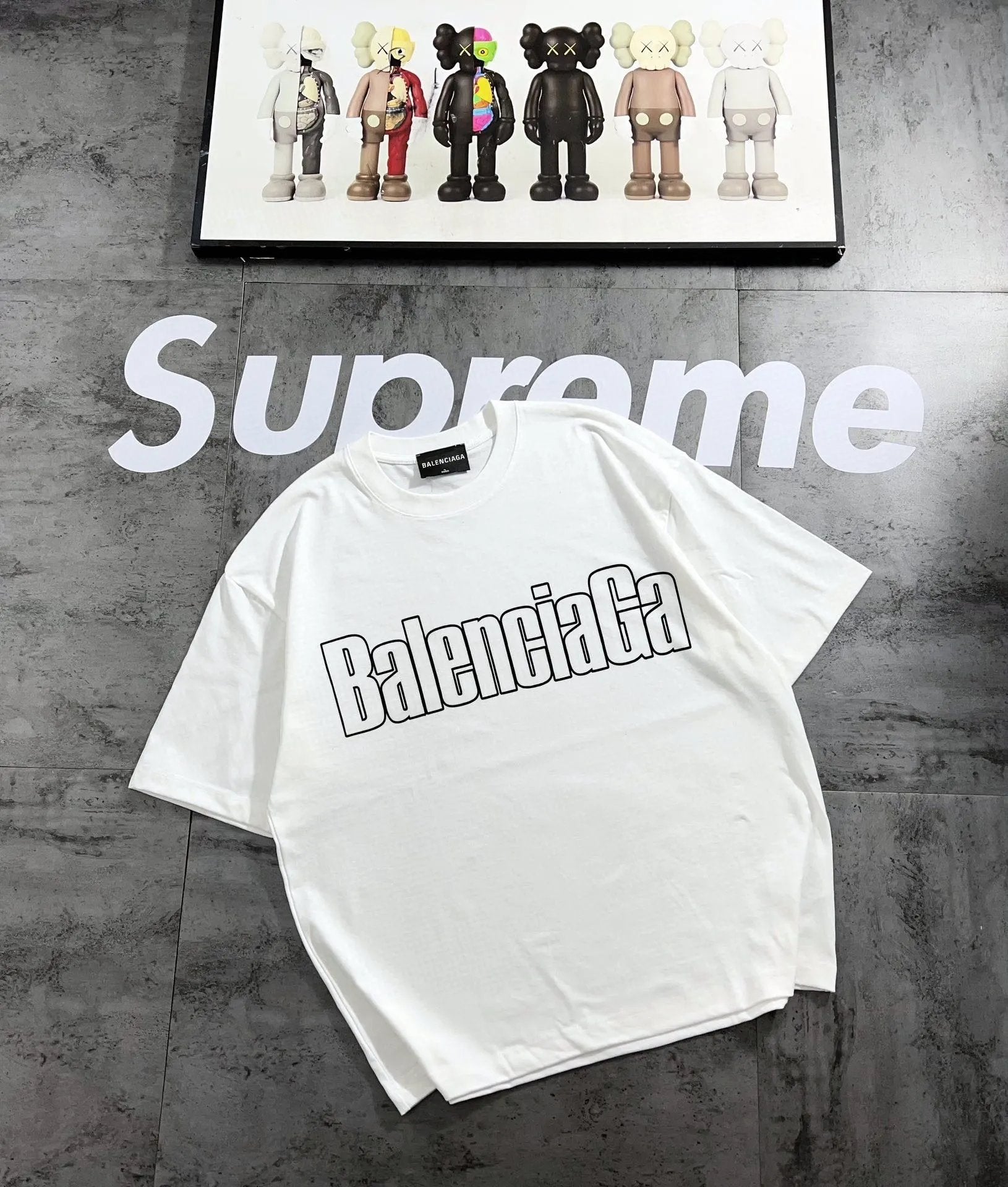 Balenciaga T-shirt Vintage Letter Print on Chest logo round Neck Short Sleeve25ss New Pure Cotton Unisex Style T T-shirt OS Loose Fit Base Shirt Top Half Sleeve T-Shirt