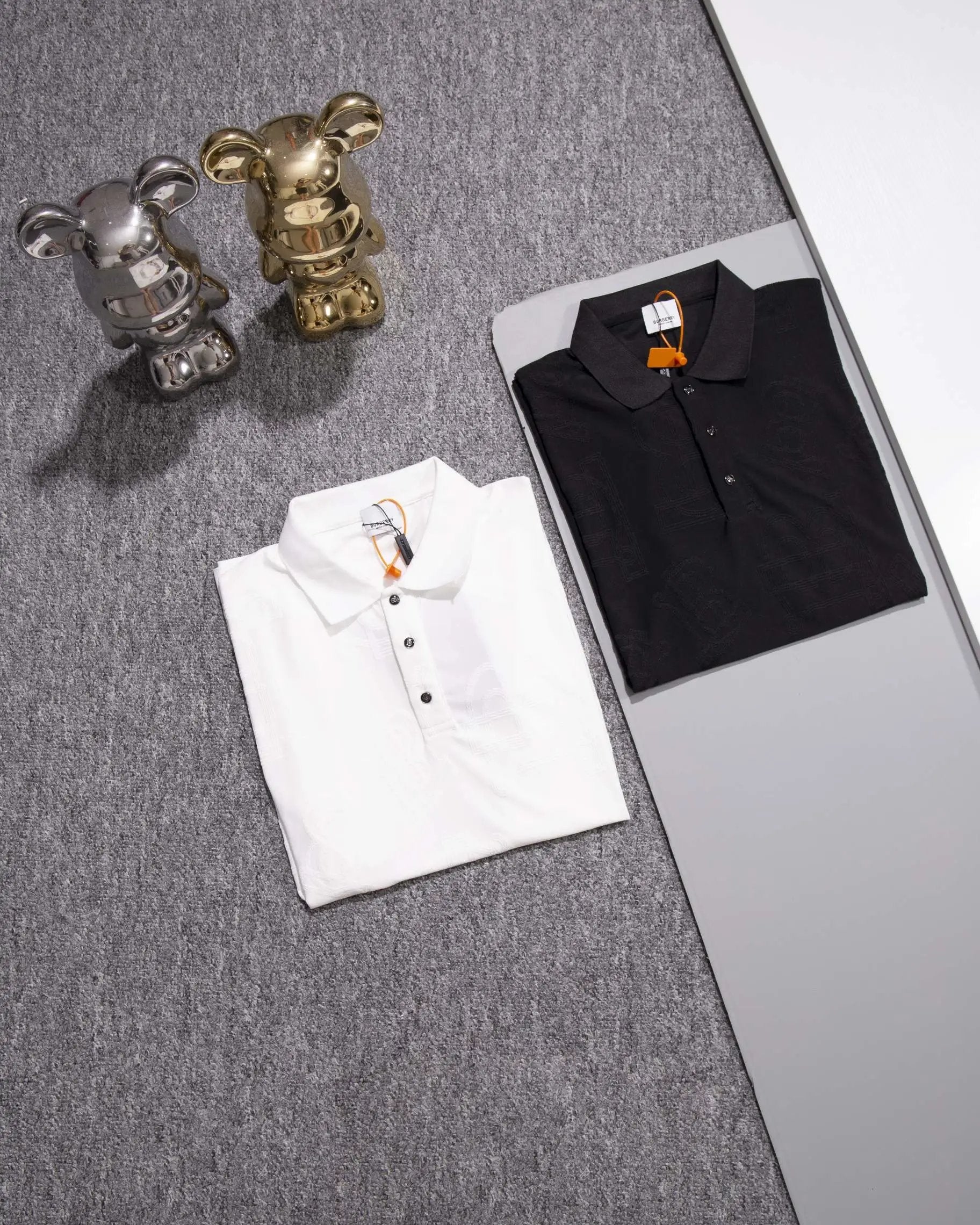 Burberry T-shirt Chest Letter Embroidery logoPOLO Short Sleeve Turn-down Collar Shirt Unisex Summer Loose Fit T Business Commuter Short Sleeve Shirt Plus Size