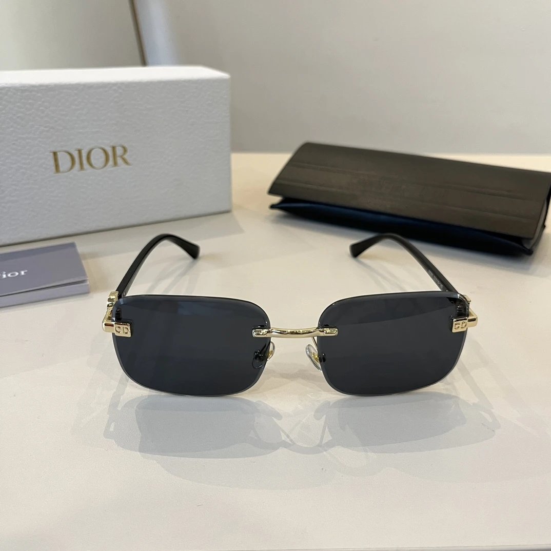 Dior Sunglasses Letter Gold Label Temple Sunglasses Slimming Non-Prescription Unisex Couple Style Driving Beach Fishing UV Protection25ss New Sports Casual Versatile