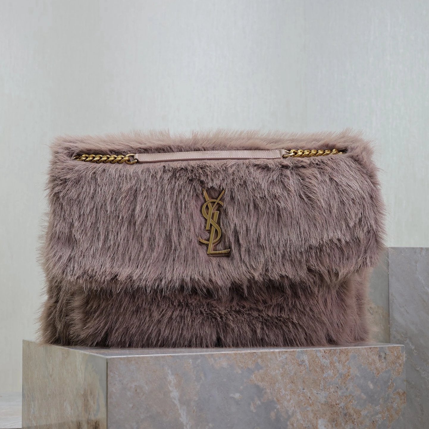 YSL Women's Bag Top version 【Maximum Version】Autumn and Winter Niki Rabbit Fur Series Oversized Niki47cm Rabbit Fur Large Tote Bag Hobo Bag Luggage Bag Fluffy Niki Bag New Women's Bag Mink Fur niki32cm Large Size Medium Size28cmNiki Rabbit fur bag