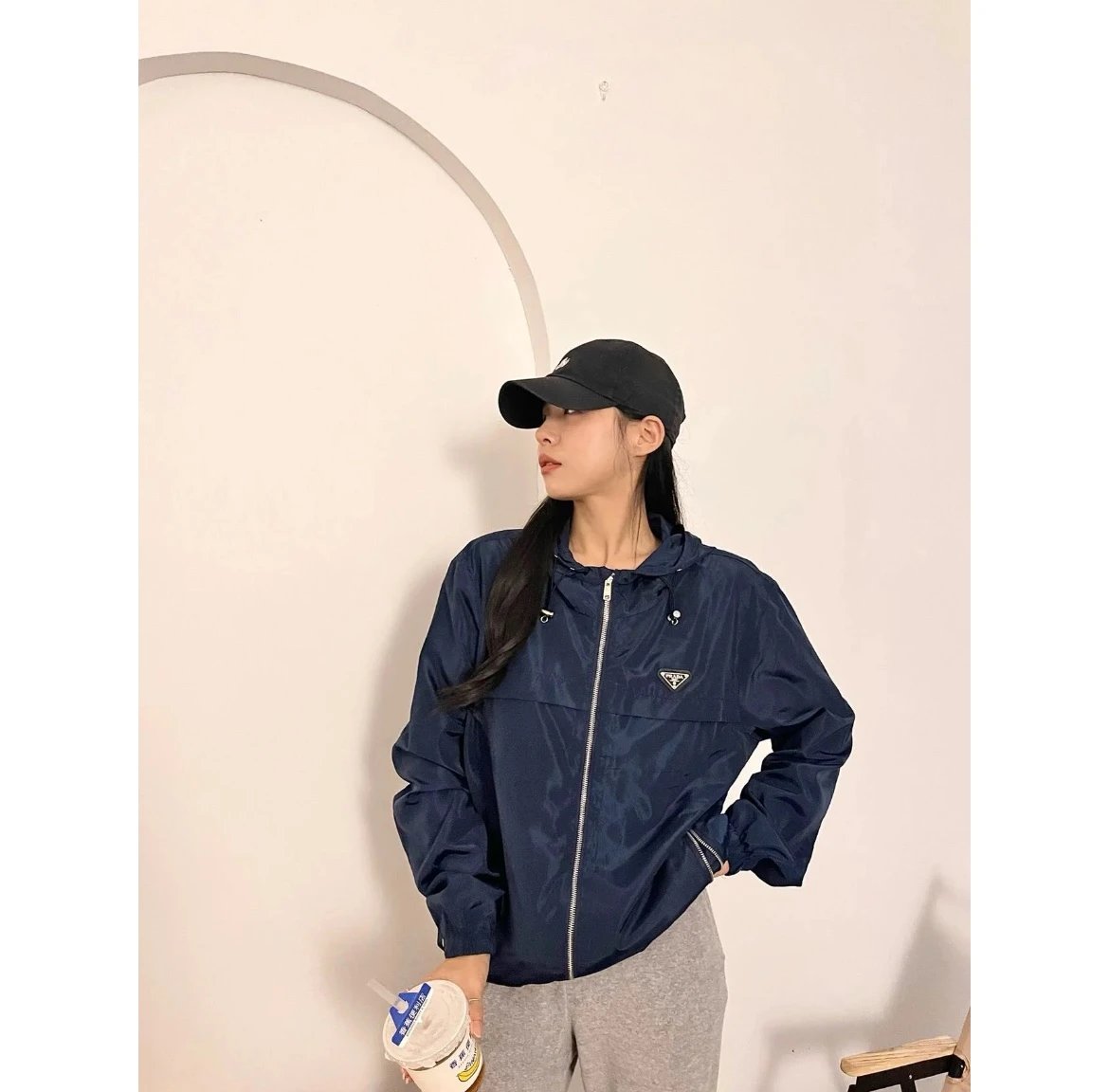 PRADA Jackets Classic Triangle Metal Badge Zipper Jacket Waterproof Windproof Classic Triangle Metal Badge Couple Zipper Jacket