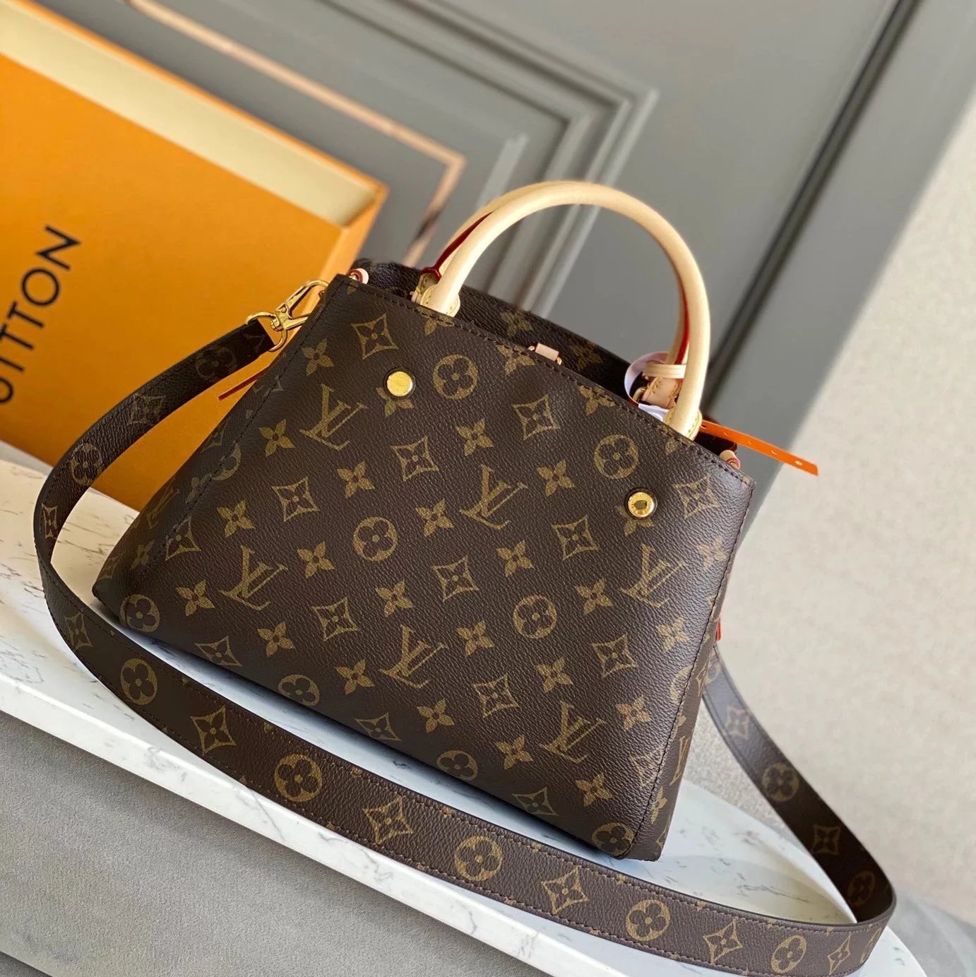 Louis Vuitton LV Women's Bag Top version New MotaigneBB Old hua Flower Montaigne Small Size Medium Women's Tote Shopping Bag Mummy Bag Office Worker Commuter Bag Shoulder Bag Messenger Bag Handbag M41055M41056