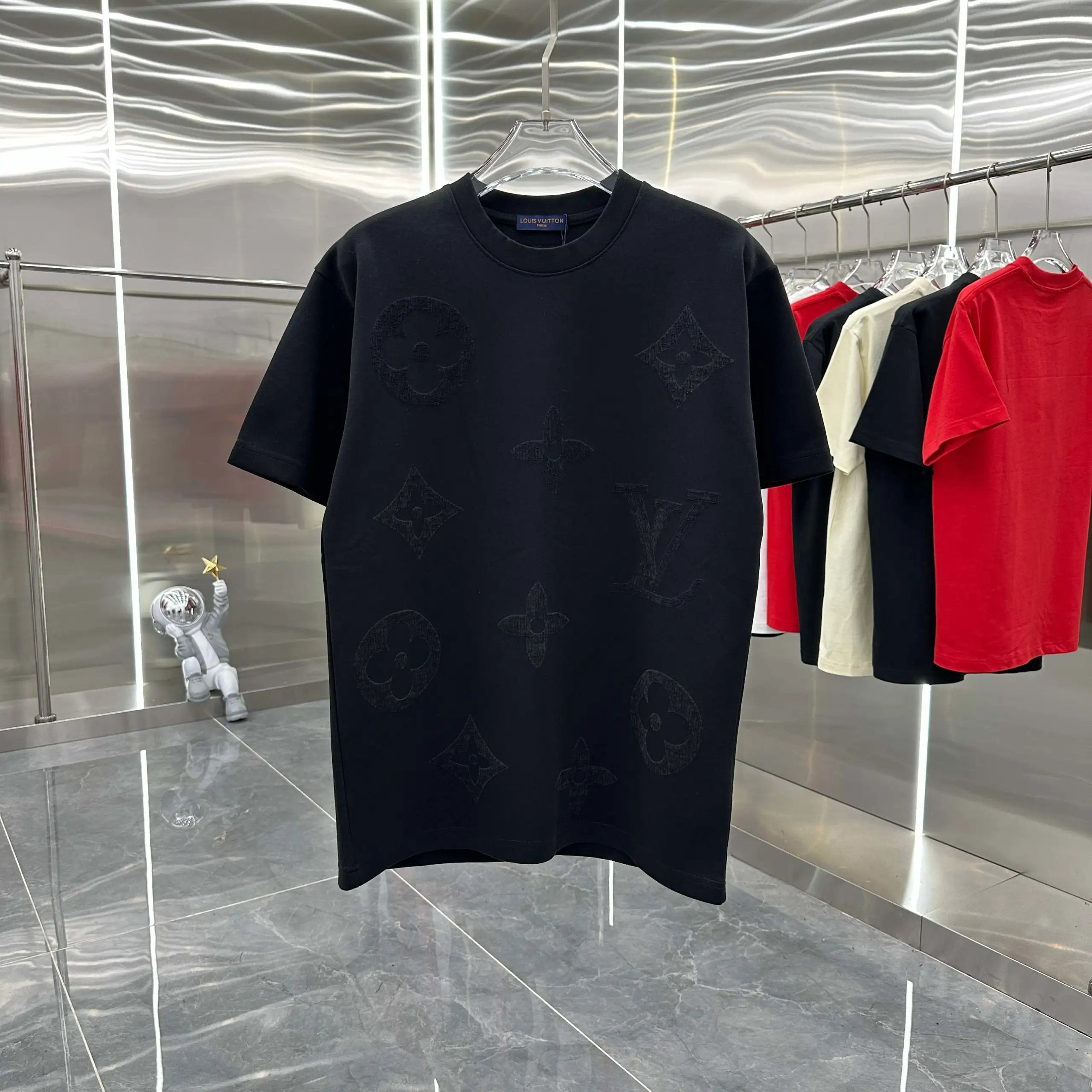 Louis Vuitton LV T-shirt Flame Embroidery Craft Double Layer Fabric Round Neck Short Sleeve25ss New pure cotton T Unisex T-Shirt OS Drop Shoulder Loose Fit Base Shirt Top T-Shirt Short Sleeve