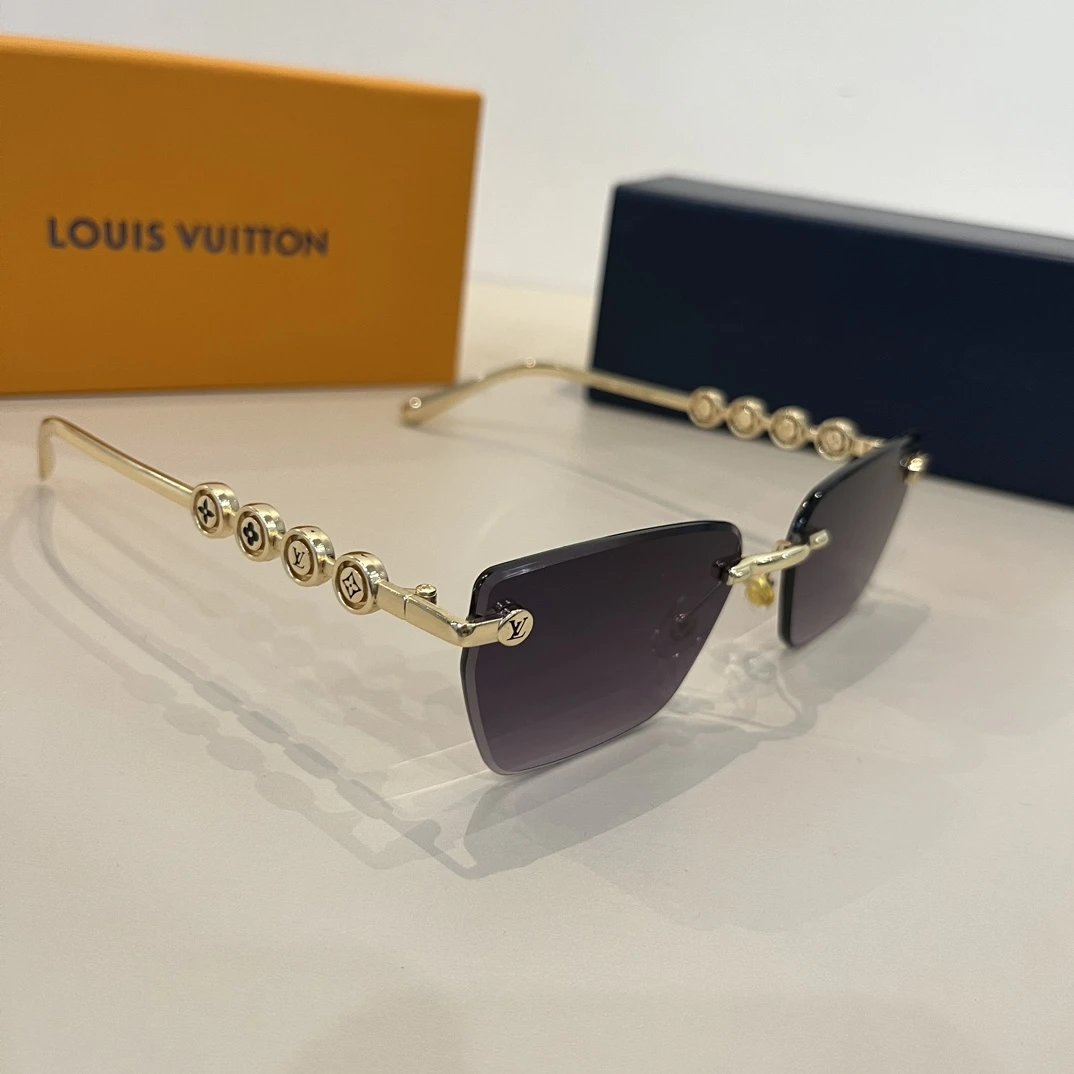 Louis Vuitton LV Sunglasses Letter Print Gold Rim Sunglasses Slimming Non-Prescription Women's UV Protection Driving Beach Fishing25ss New Sports Casual Versatile