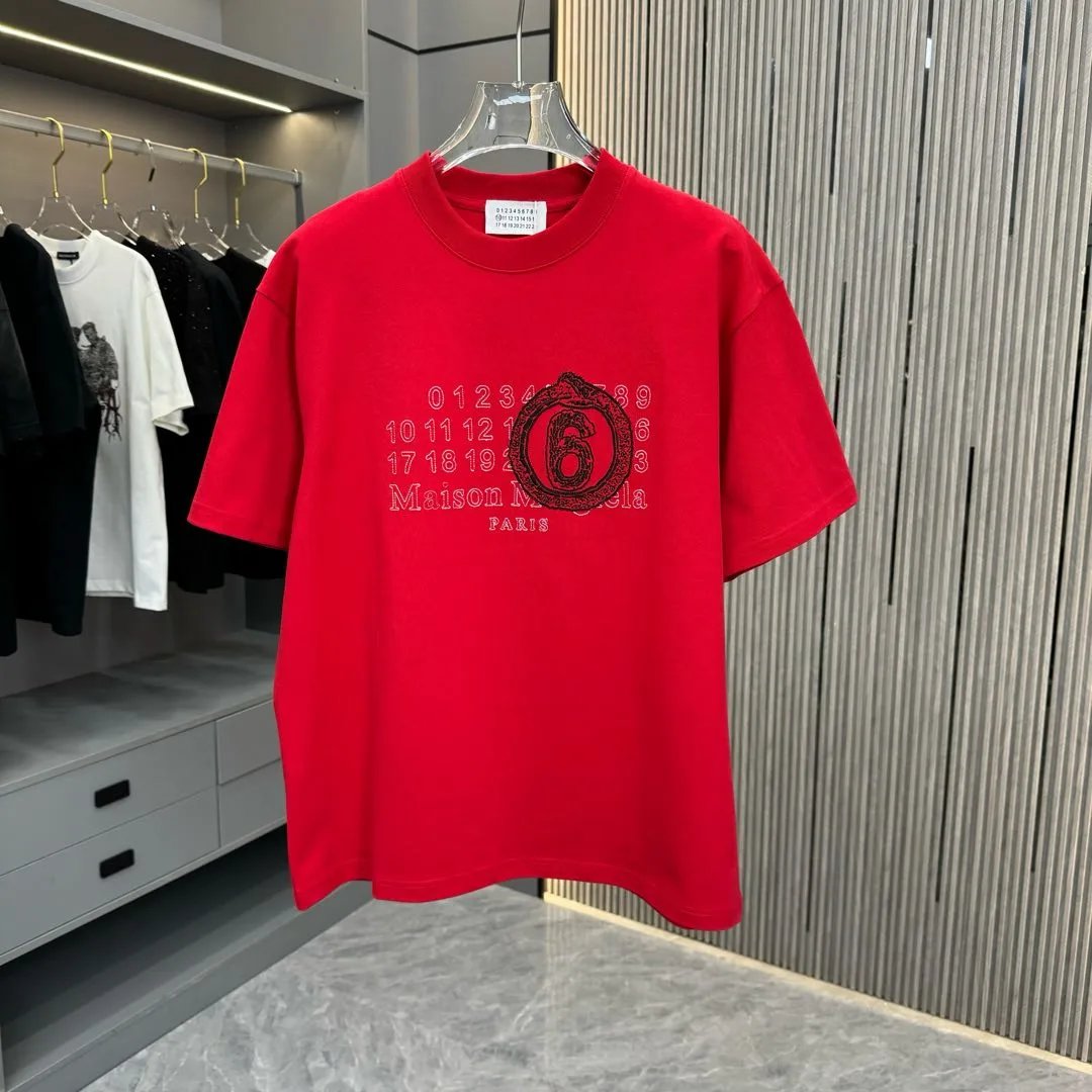 Maison Margiela T-shirt Chest Number Embroidery logo round Neck Short Sleeve25ss New pure cotton T Unisex T-Shirt OS Drop Shoulder Loose Fit Base Shirt Top T-Shirt Short Sleeve