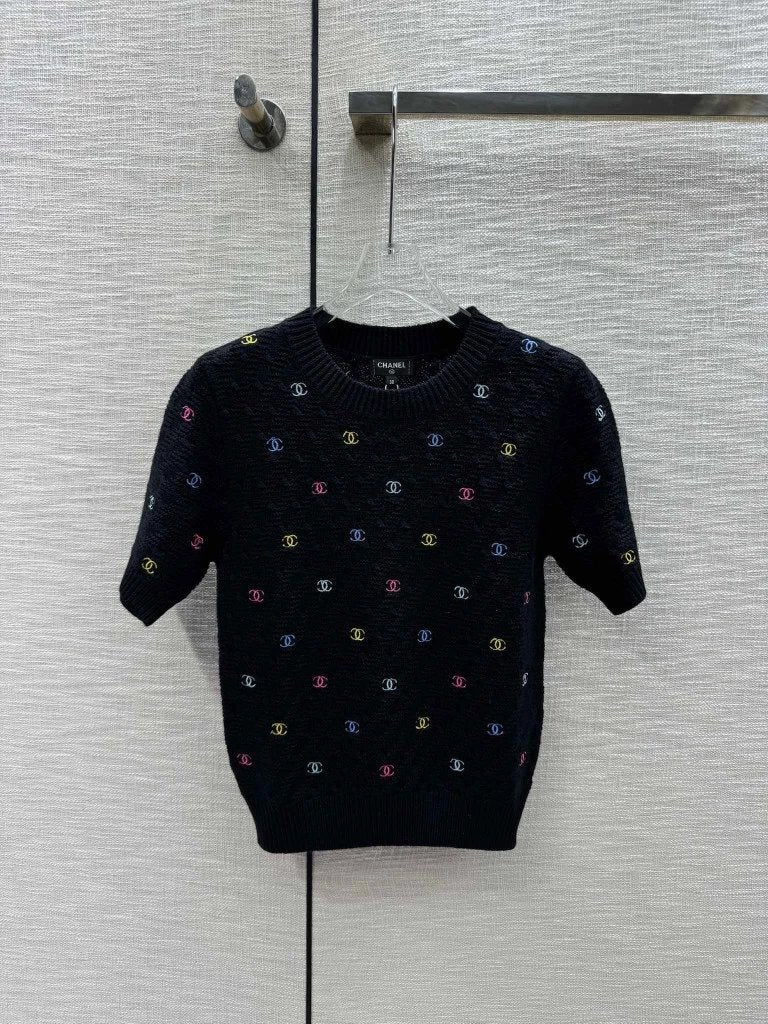 Chanel T-shirt Embroidery logo Knitted Short Sleeve T T-shirt Color Double c Letters Cool Fashion,Super Heavy Industry Models Are Eye-Catching and Bright2Color!s-m-l3⃣️Code!