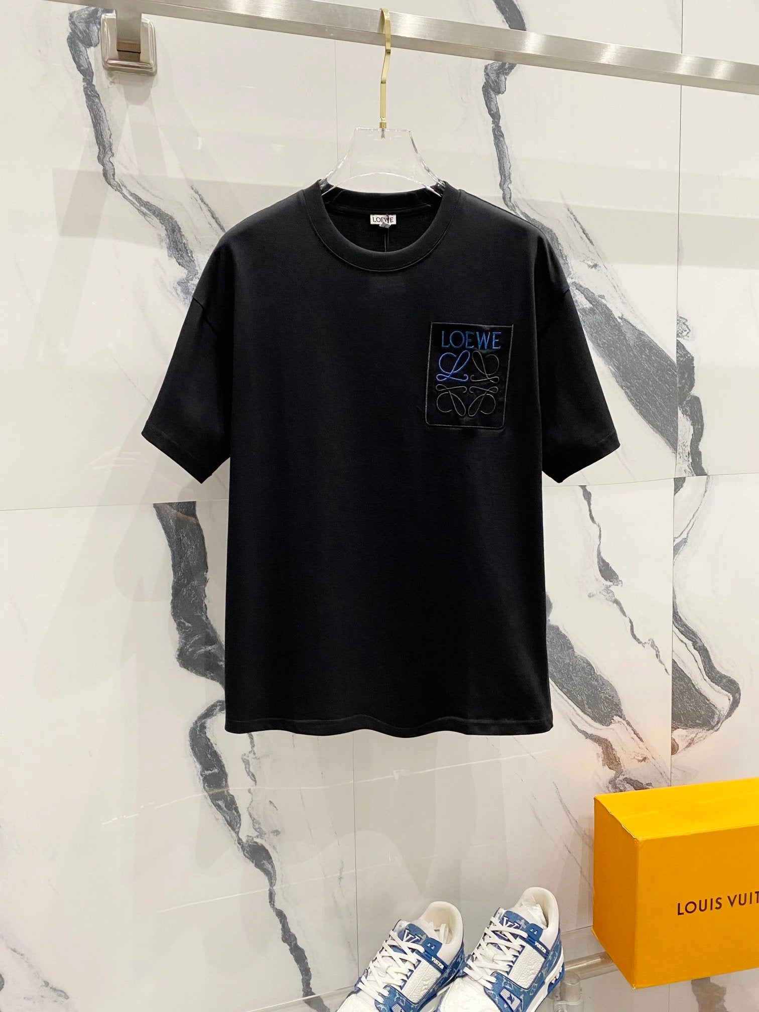 LOEWE T-shirt Color matching letters LOGO Embroidered Pocket Crew Neck Short Sleeve Pure Cotton T Unisex T-Shirt OS Loose Fit Base Shirt Summer Casual Simple T-Shirt