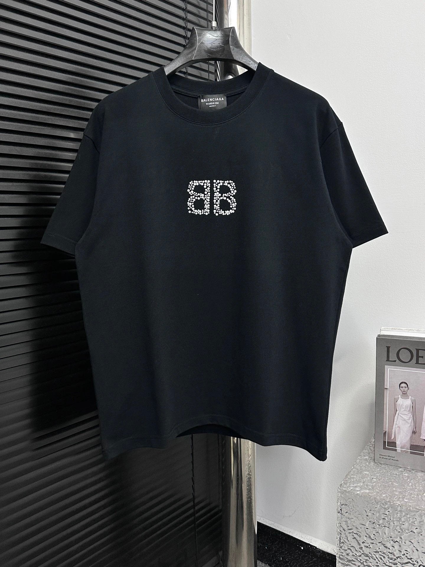 Balenciaga T-shirt Front and back pearl letters logo round Neck Short Sleeve25ss New Pure Cotton Unisex Style T T-shirt OS Loose Fit Base Shirt Top Half Sleeve T-Shirt