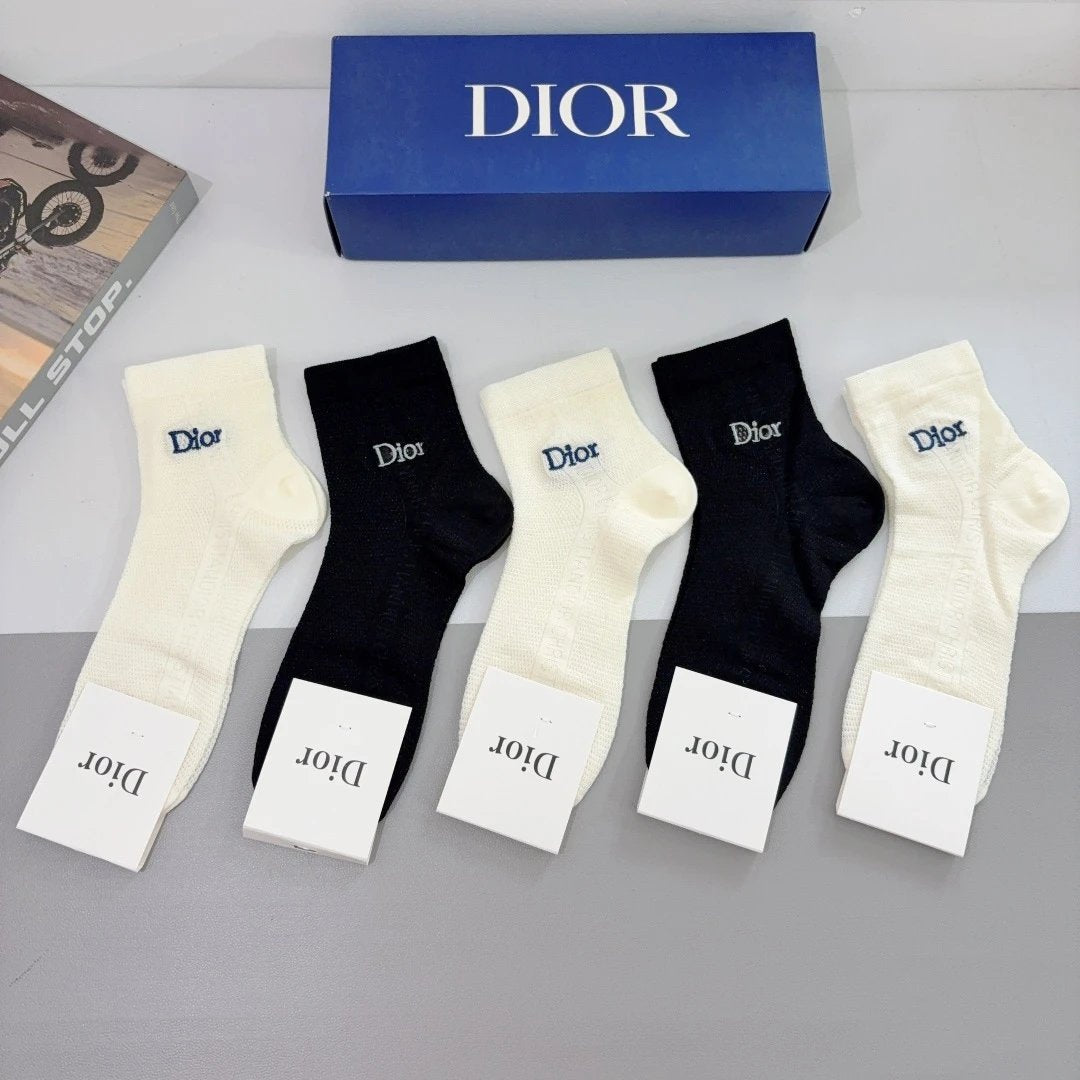 Dior Sock 【a Box5Double】Classic Letters logo Breathable and Stylish Pure Cotton Mid-Calf Socks25ss New Cotton Socks Spring Summer Autumn Thin Business Deodorant Sweat-Absorbing Sports Casual Versatile
