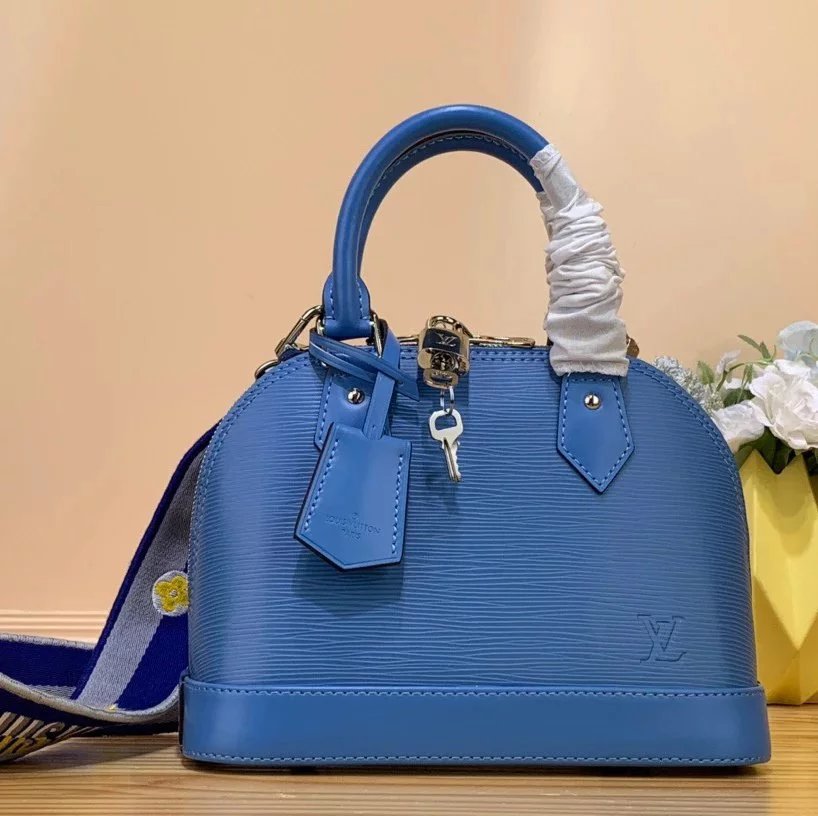 Louis Vuitton LV Women's Bag Top version Classic Chessboard Plaid Presbyopic Shell Bag Handbag Crossbody Shoulder Bag23New Water Ripple Cowhide Series New Handbag Shell Bag Women's Bag
