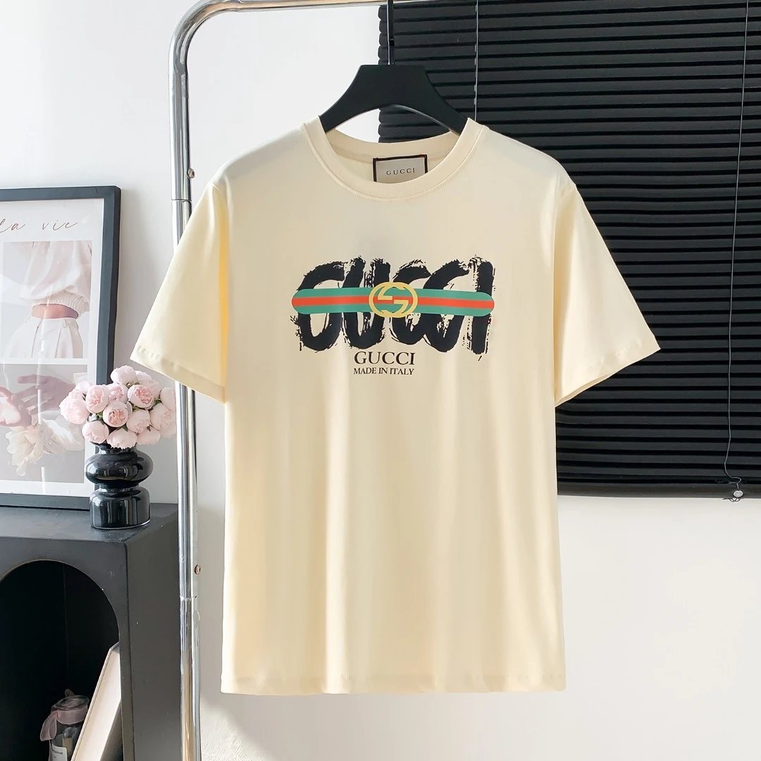 Gucci T-shirt Red and green on the chest GG Printing logo round Neck Short Sleeve25ss New Pure Cotton Unisex Style T T-shirt OS Loose Fit Base Shirt Half Sleeve T-Shirt Top Half Sleeve
