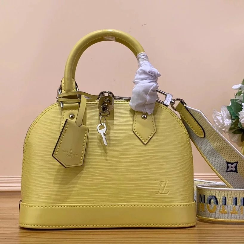 Louis Vuitton LV Women's Bag Top version Classic Chessboard Plaid Presbyopic Shell Bag Handbag Crossbody Shoulder Bag23New Water Ripple Cowhide Series New Handbag Shell Bag Women's Bag