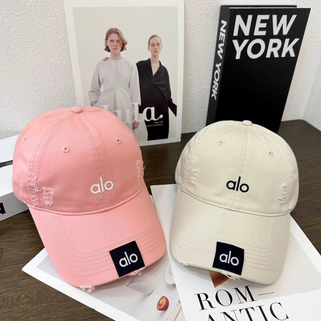 Alo Yoga Hat Classic Letters logo Baseball Cap Sunshade Sun Protection Duckbill Cap Unisex Couple Style Large Head Circumference Slimming Face Curved Brim Versatile Sports Hat