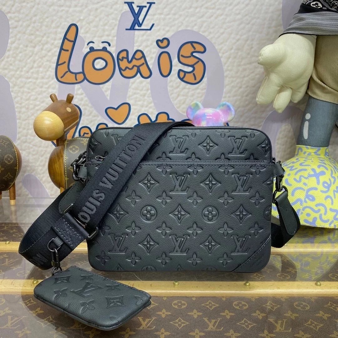 Louis Vuitton LV Men's Bag Top version 【Highest Version】Original Leather Hardware M46602Full leather in black M69827Sprinter Three-in-One Men's Messenger Bag Postman Men's Bag Two-in-One Trio Messenger Bag Shoulder Bag Men's Messenger Bag Men's Bag M30848