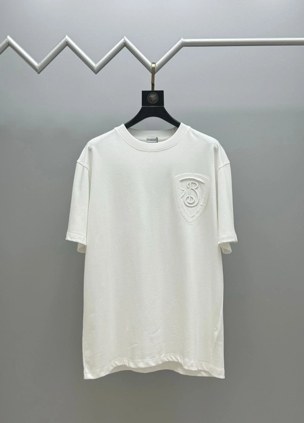 Burberry T-shirt Chest B Letter Shield Embroidery logo round Neck Short Sleeve25ss New Pure Cotton Unisex Style T T-shirt OS Loose Fit Base Shirt Top Half Sleeve T-Shirt