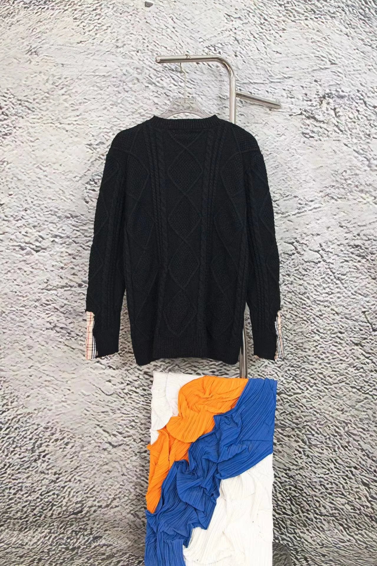 Burberry Sweater Black Patchwork Versatile Crew Neck Sweater Long Sleeve Thickened Lazy Style Unisex Loose Knit Top Coat Inner and Outer Wear Versatile Casual