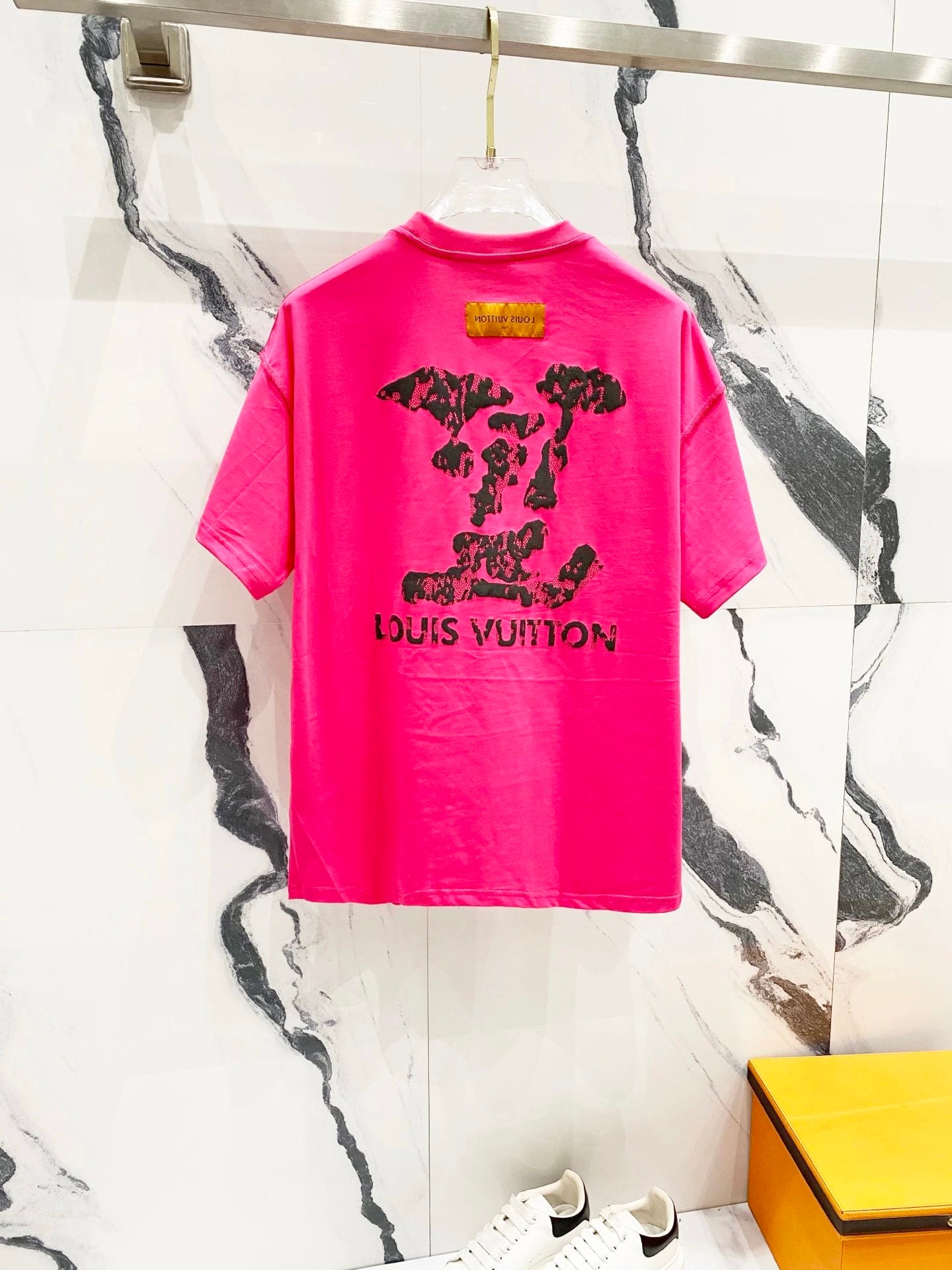 Louis Vuitton LV T-shirt Back Foam Cloud Letter Print logo round Neck Short Sleeve25ss New pure cotton T Unisex T-Shirt OS Drop Shoulder Loose Fit Base Shirt Top T-Shirt Short Sleeve