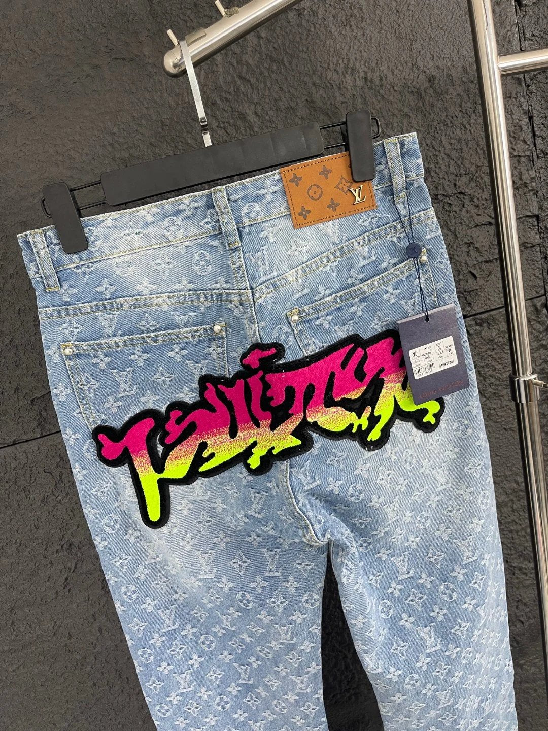 Louis Vuitton LV Jeans Gradient Graffiti Full Print Toothbrush logo25ss Spring Summer New Straight Slim Fit Jeans Unisex Loose Fit Long Pants