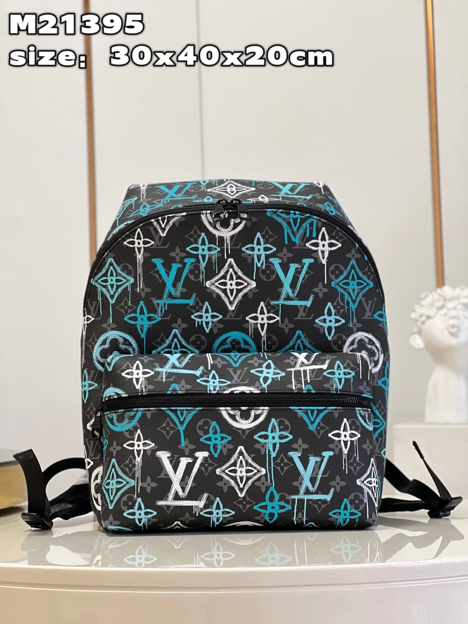 Louis Vuitton LV Backpack Top version 【Level】Original Black Presbyopic Discovery Embossed Backpack Travel Bag M46553Black M46557Gray Men's Backpack Hiking Backpack New Backpack