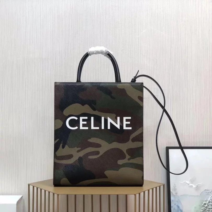 Celine women's bag Top version 【Level Surrogate Shopping】New TriompheMiniTote Tote Arc De Triomphe cabas Presbyopic Tote Vertical Mini Phone Bag Medium Presbyopic Portable Shopping Bag Shoulder Bag Messenger Bag Selin Women's Bag Men's Bag191542194372