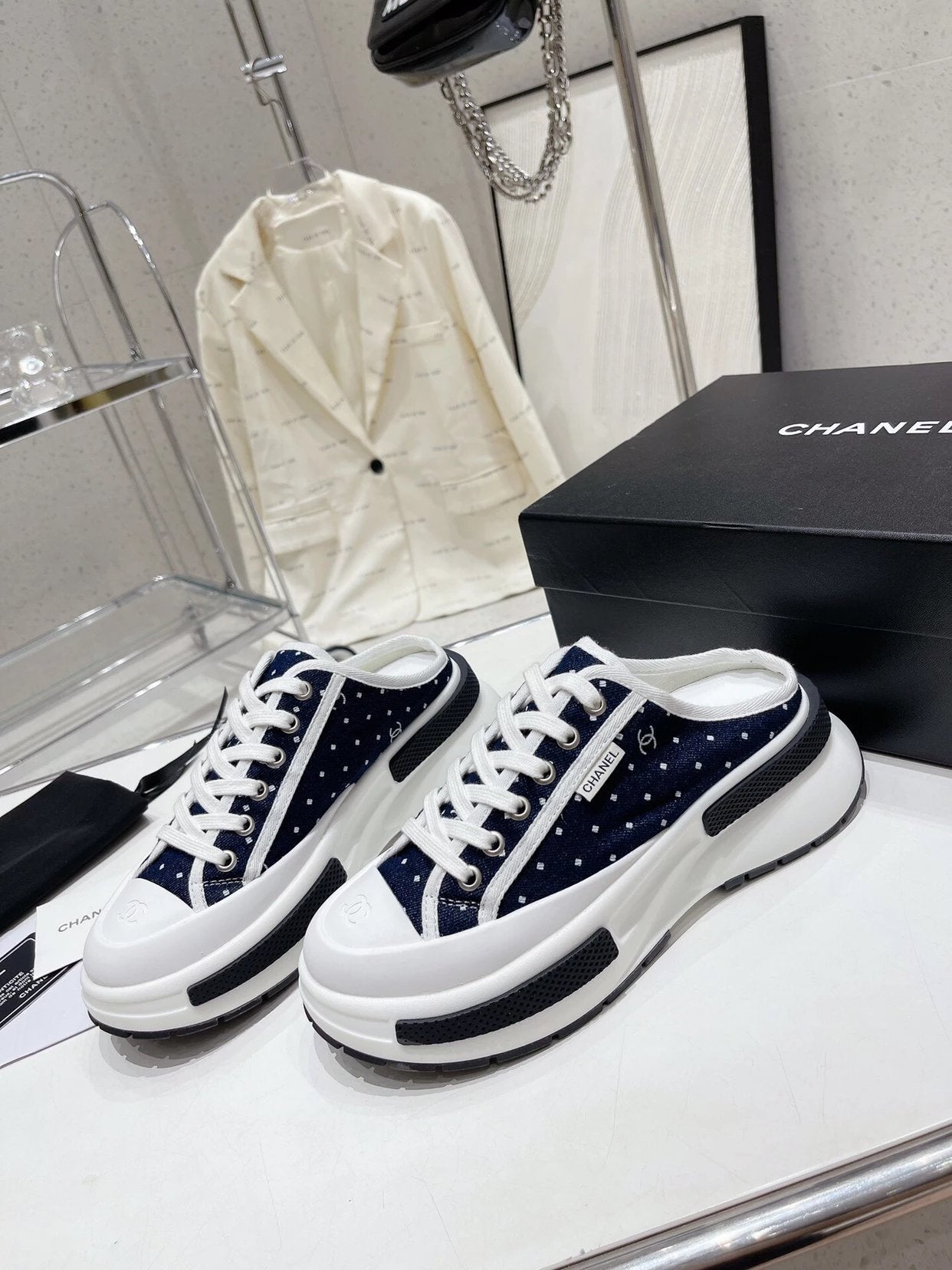 Chanel Shoes High Quality Latest Platform Biscuit Half Slippers Currently Super Popular Biscuit Shape Shoes,Special Shape,Very Recognizable,Slimming longer leg,Absolute Strength,Very Comfortable to Wear,Gao Yan