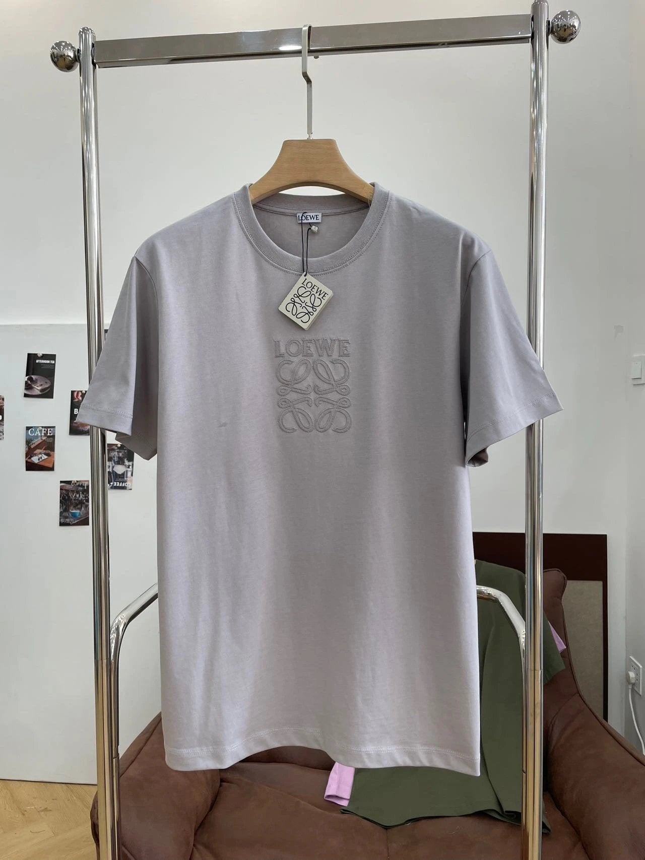 LOEWE T-shirt Chest Bowknot Embroidery logo round Neck Short Sleeve25ss New Pure Cotton Unisex Style T Casual T-Shirt Base Layer Shirt OS Loose Fit Half Sleeve Top Plus Size