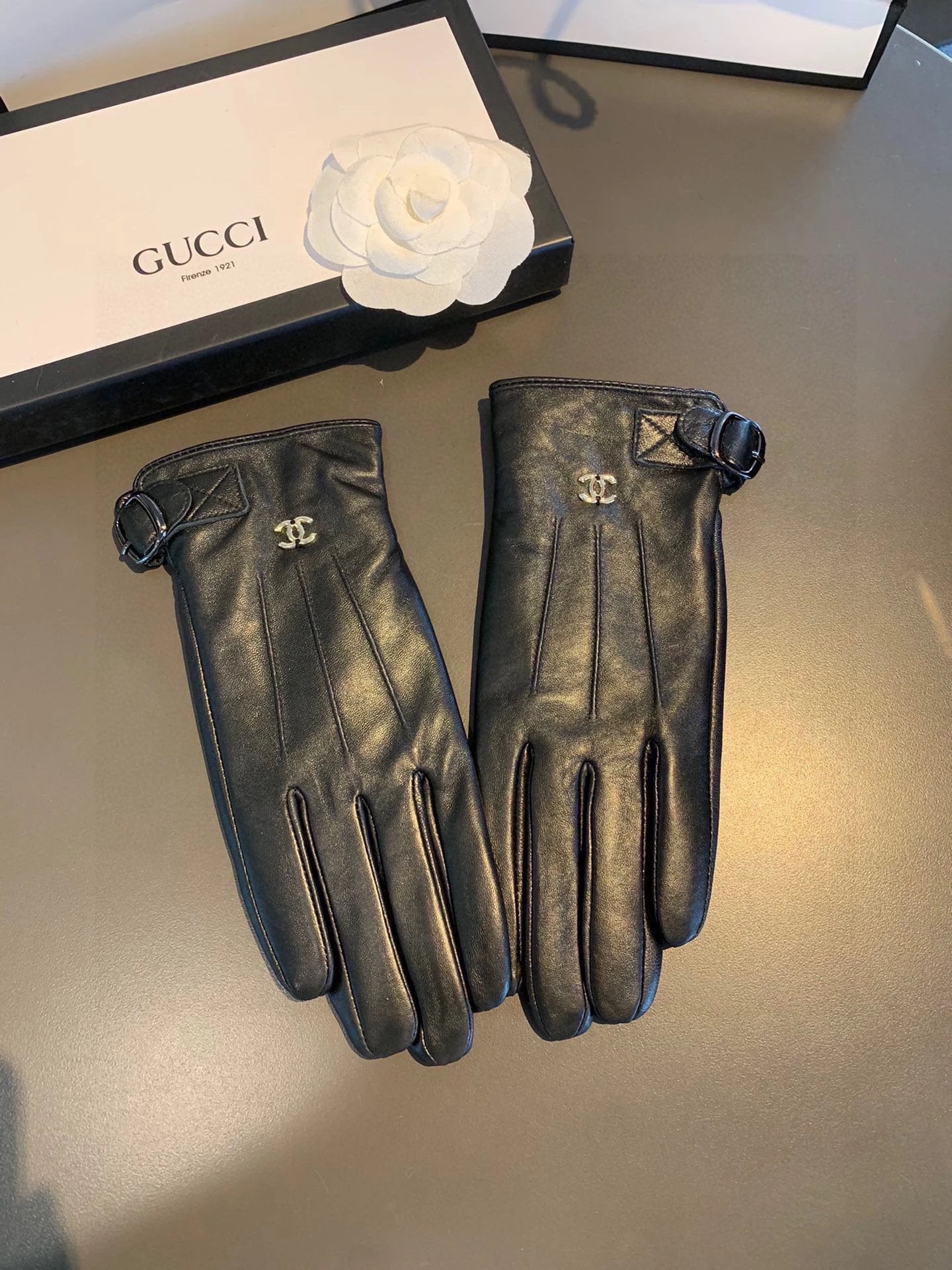 Chanel Gloves Casual Leather Gloves High Quality Trendy Autumn and Winter Warm Women's Genuine Leather Gloves Leather Gloves,Imported from Ethiopia Touch Screen Sheepskin