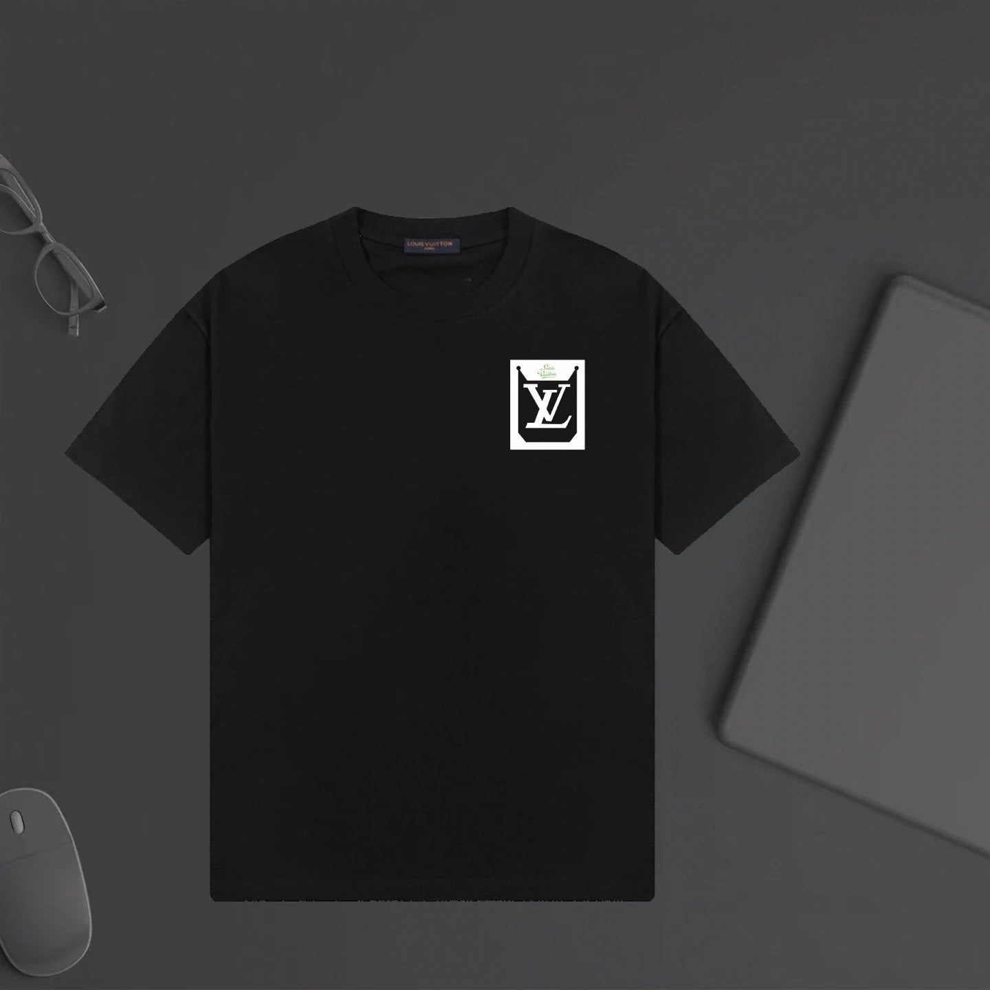 Louis Vuitton LV T-shirt Chest Letter Print logo round Neck Short Sleeve25ss New pure cotton T Unisex T-Shirt OS Drop Shoulder Loose Fit Base Shirt Top T-Shirt Short Sleeve