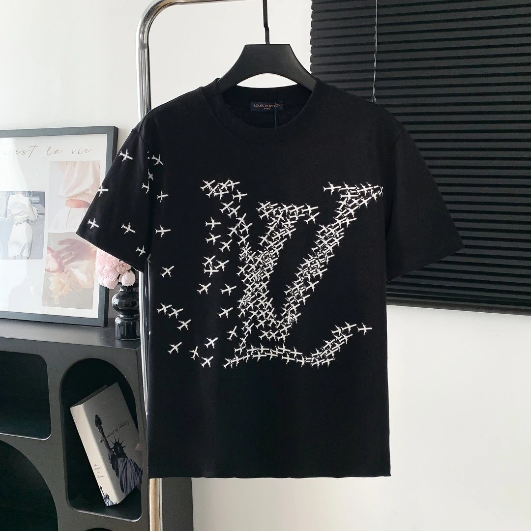 Louis Vuitton LV T-shirt Chest with Airplane Letter Print logo round Neck Short Sleeve25ss New pure cotton T Unisex T-Shirt OS Drop Shoulder Loose Fit Base Shirt Top T-Shirt Short Sleeve