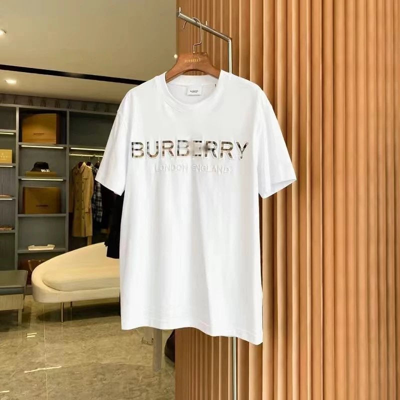 Burberry Clothing B War Horse T-shirt Sweater Collection