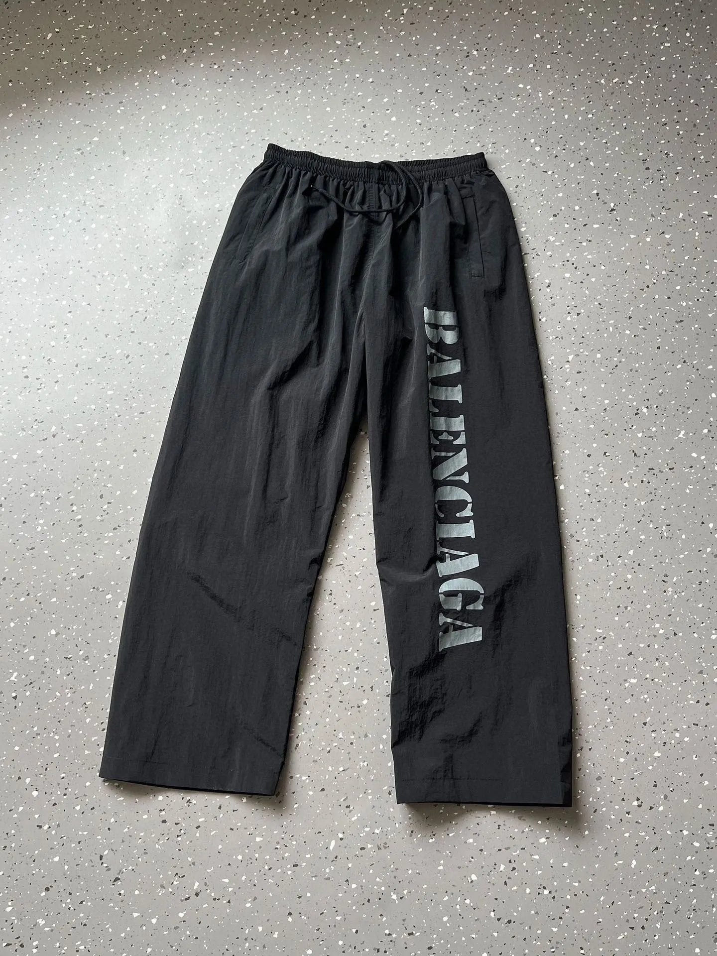 Balenciaga Sweatpants Front Body Fuzzy Letter Print logo Straight-leg Sweatpants Unisex25ss Spring Summer New Versatile Plus Size Sports Casual Loose Fit Pants