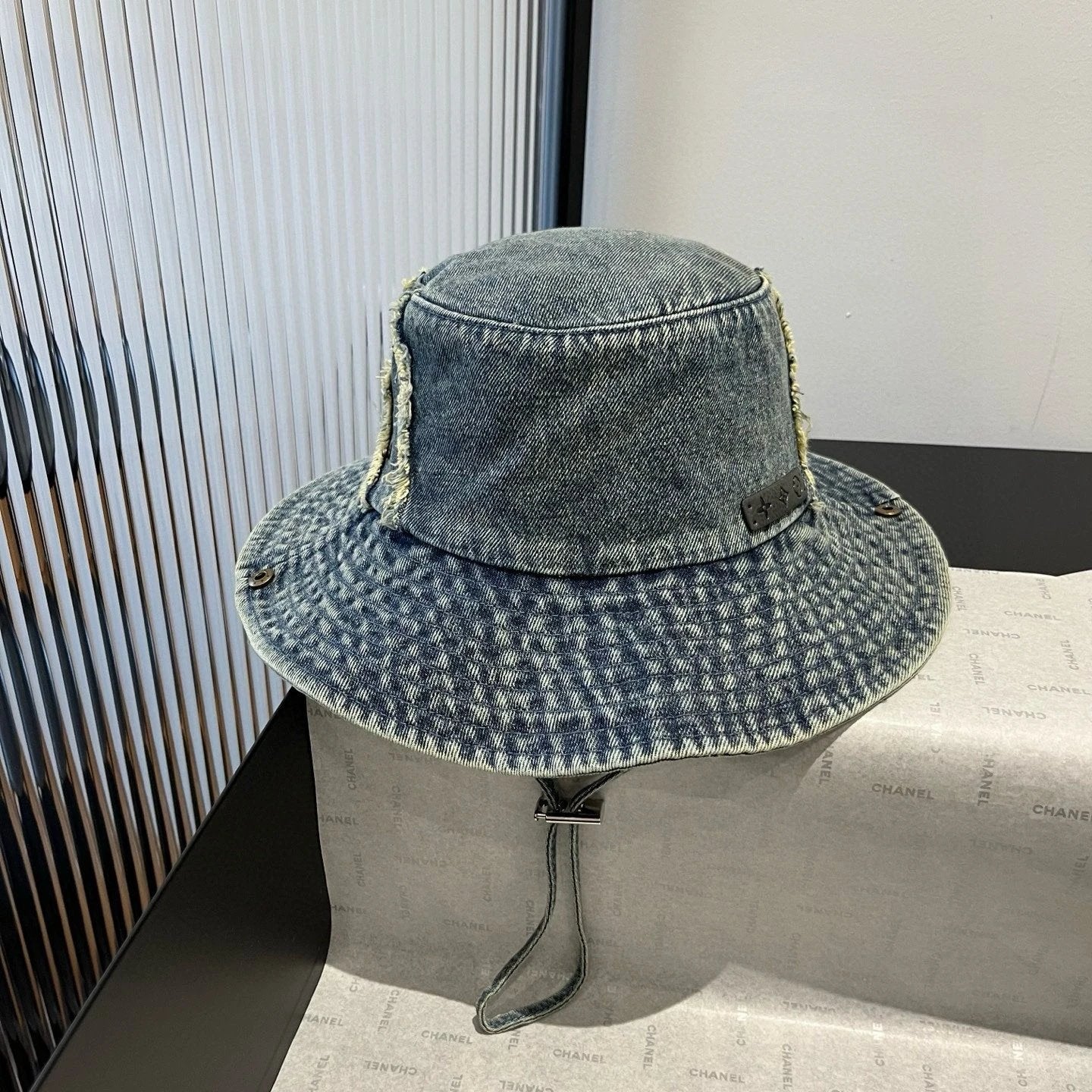 Louis Vuitton LV Hat Letter Patch logo Fisherman Hat Casual Sun Protection Face Covering UV Protection Outdoor Versatile Flat Top Bucket Hat
