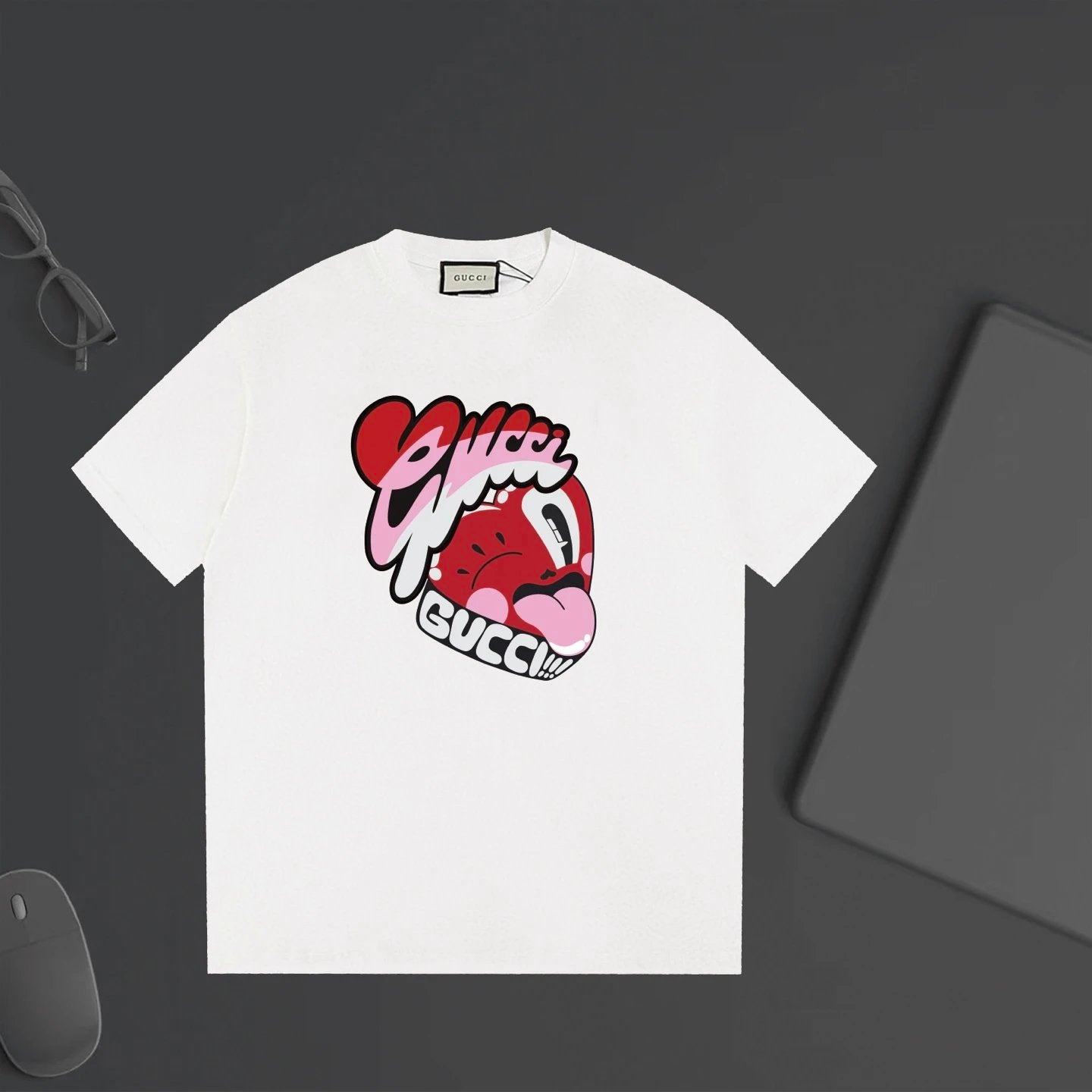 Gucci T-shirt Cartoon Letter Print on Chest logo round Neck Short Sleeve25ss New pure cotton T Unisex T-Shirt OS Drop Shoulder Loose Fit Base Shirt Top T-Shirt Short Sleeve