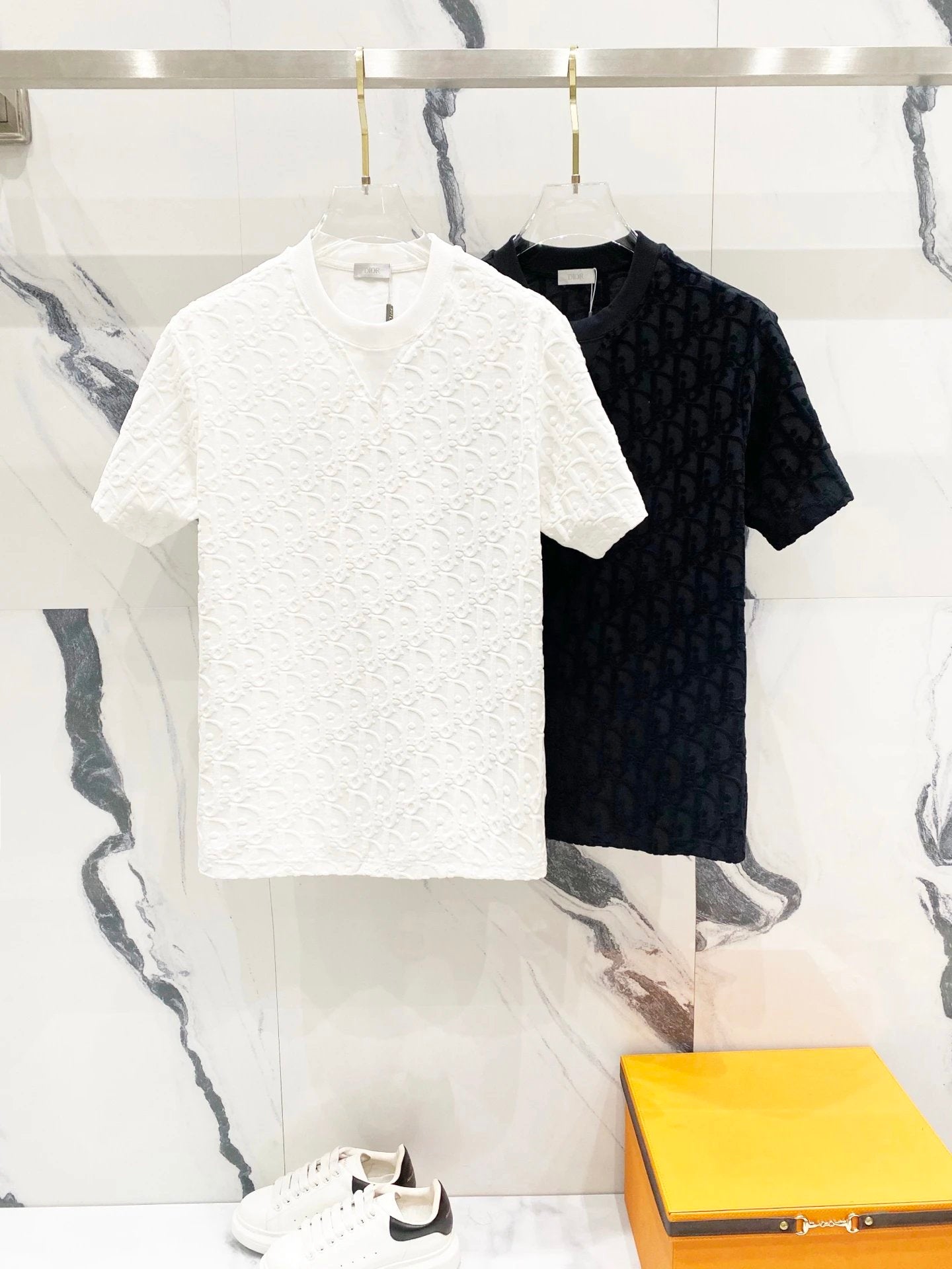 Dior T-shirt Full Print Flocking Letter Jacquard logo round Neck Short Sleeve25ss New pure cotton T Unisex T-Shirt OS Drop Shoulder Loose Fit Base Shirt Top T-Shirt Short Sleeve