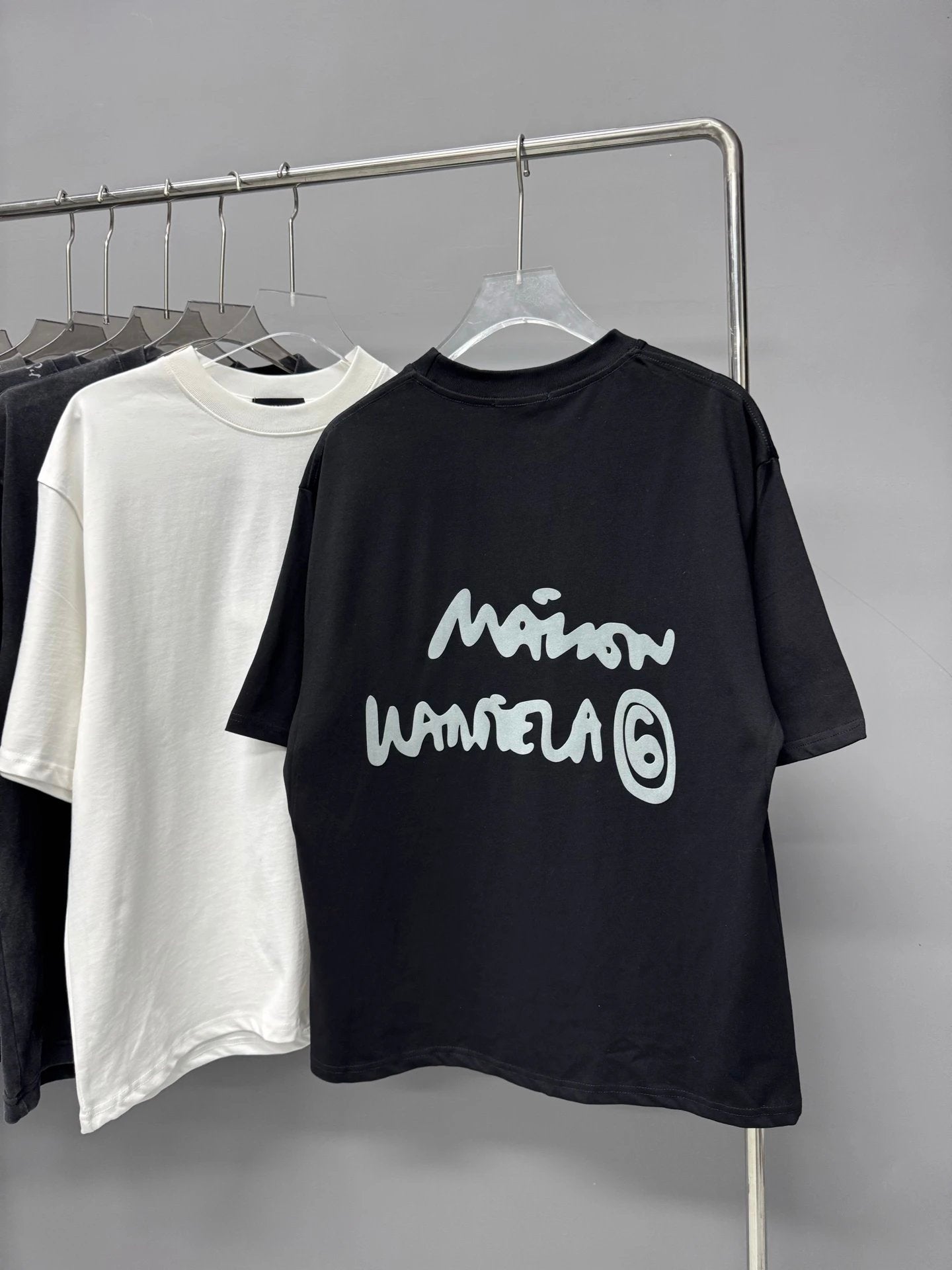 Maison Margiela T-shirt Thick Silicone Flocked Crew Neck Short Sleeve25ss New Pure Cotton Unisex Style T T-shirt OS Loose Fit Base Shirt Half Sleeve T-Shirt Top Half Sleeve
