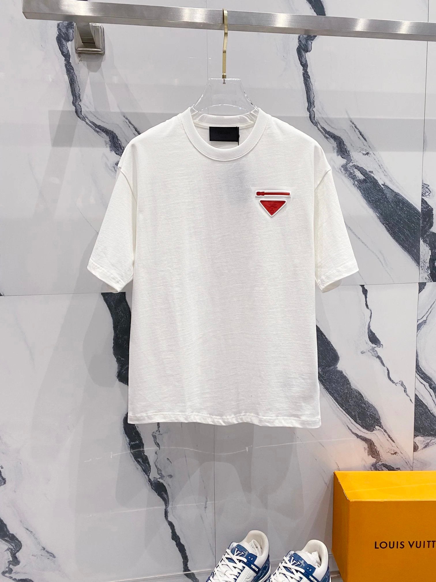 PRADA T-shirt Red silicone zipper triangle logo LOGO Design Logo Crew Neck Short Sleeve25ss New Pure Cotton Unisex Style T T-shirt OS Loose Fit Base Shirt Casual Short Sleeve T-Shirt
