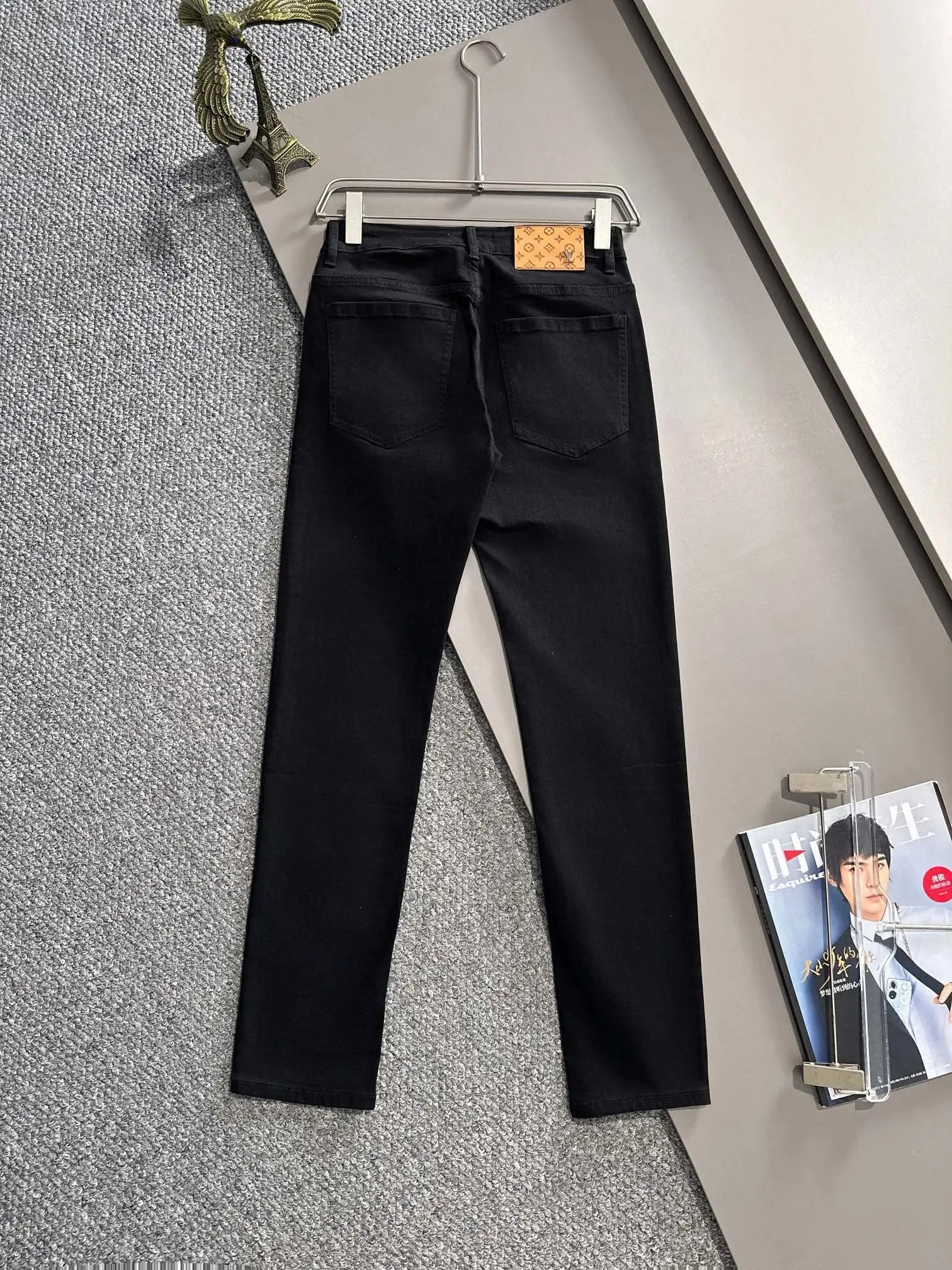 Louis Vuitton LV Jeans Back Waist Leather Label Old Flower logo25ss Spring Summer New Straight Slim Fit Jeans Unisex Loose Fit Long Pants Denim Plain Cotton